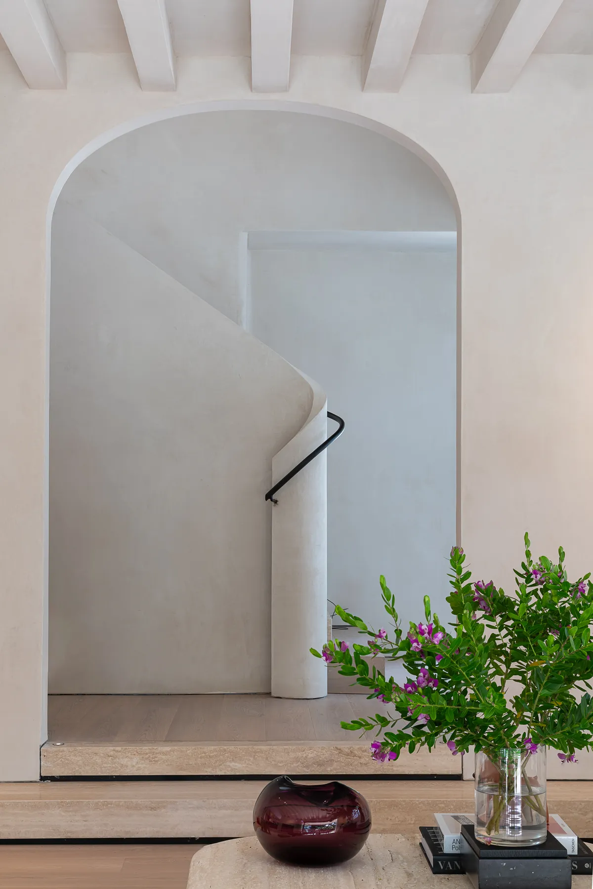 Wander Hollywood Ember #26