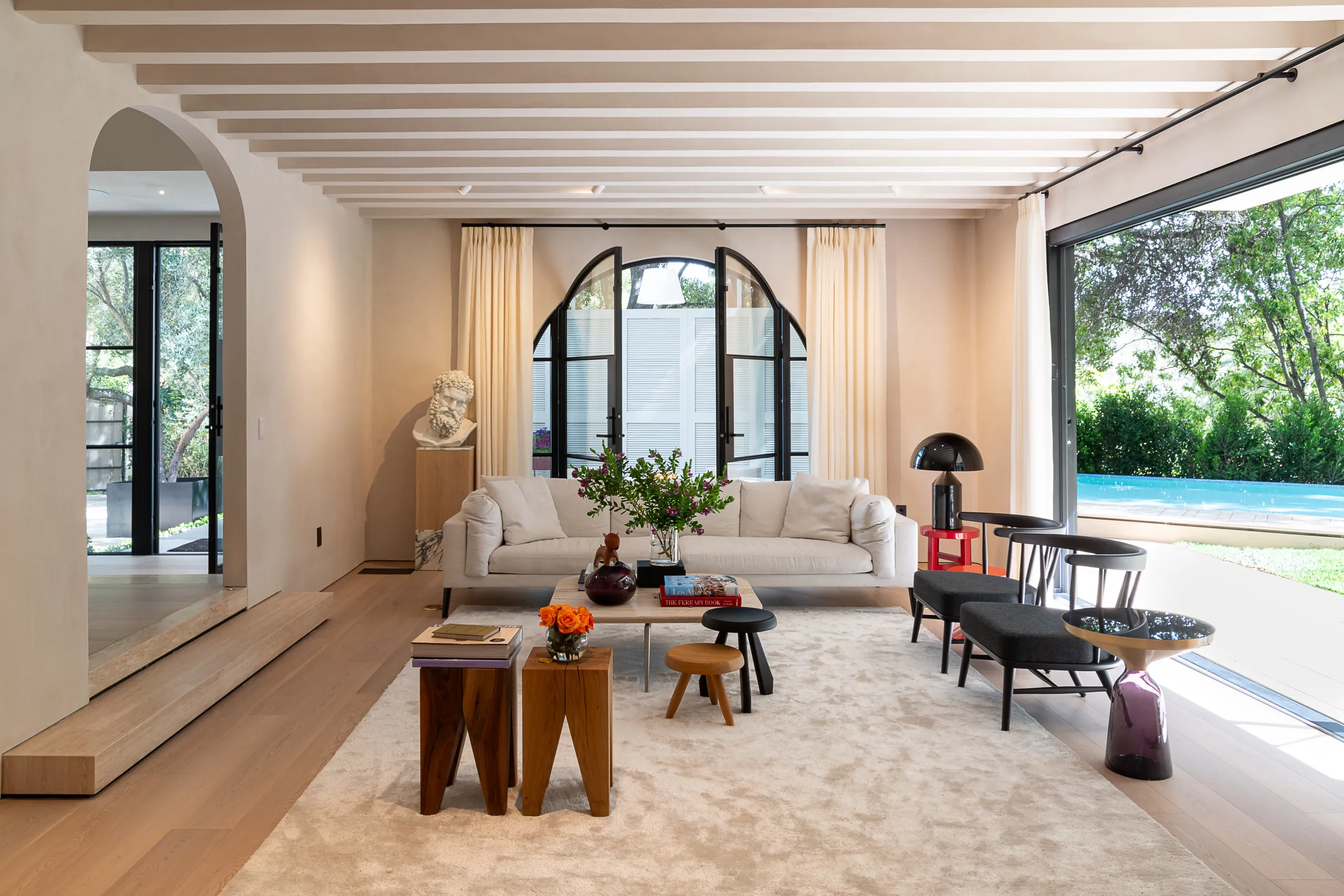 Wander Hollywood Ember #50