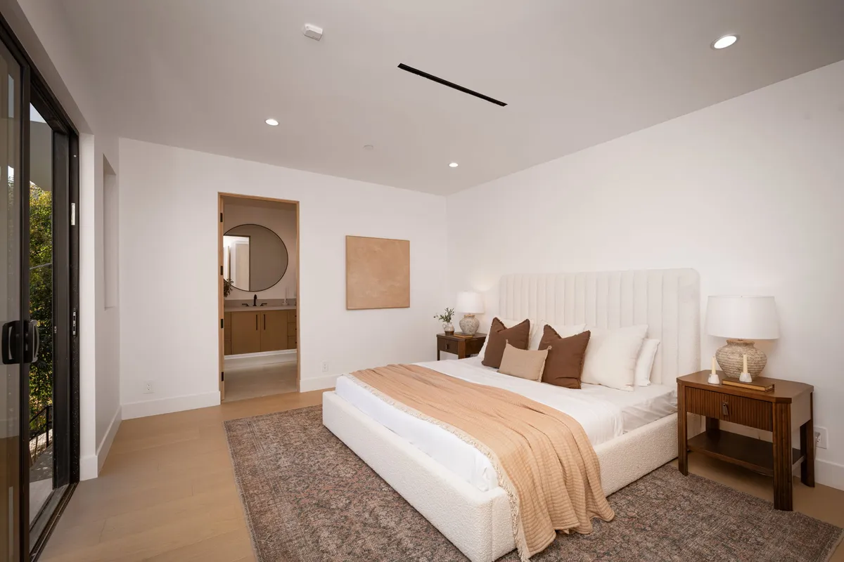 Bedroom 4 image