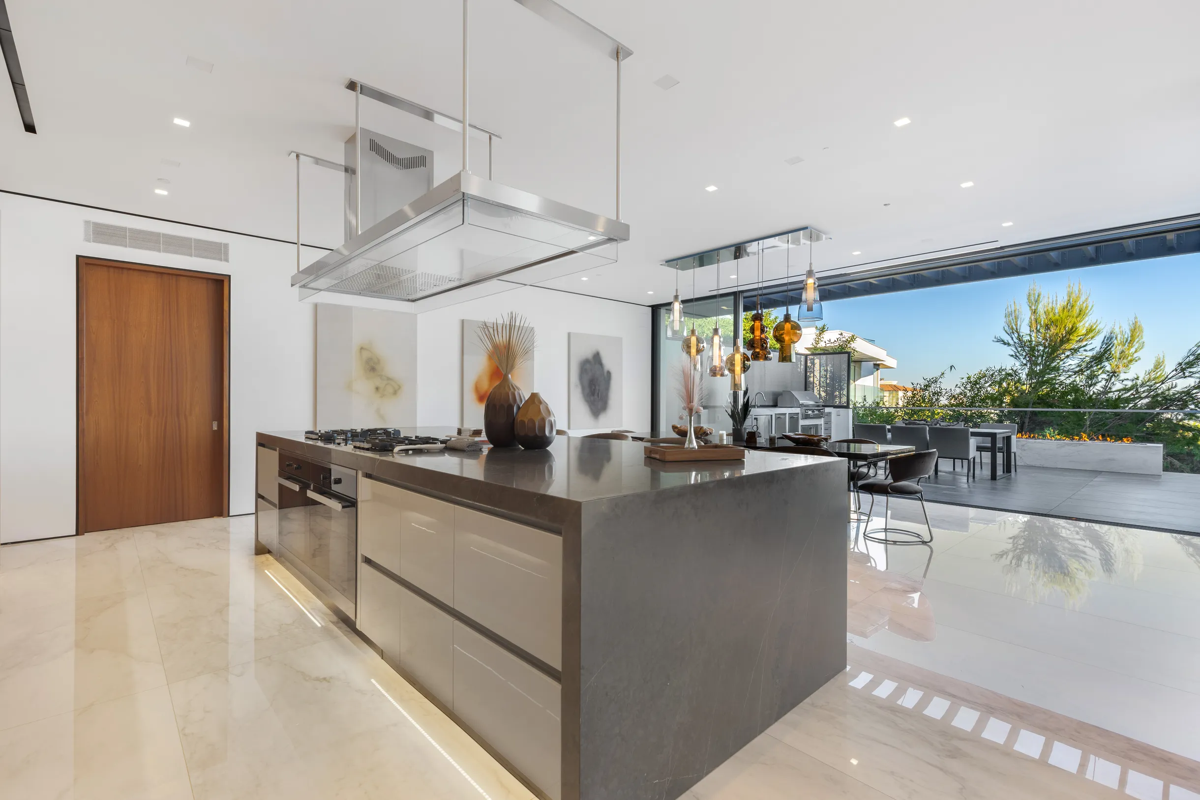 Wander Hollywood Hills Oasis #24