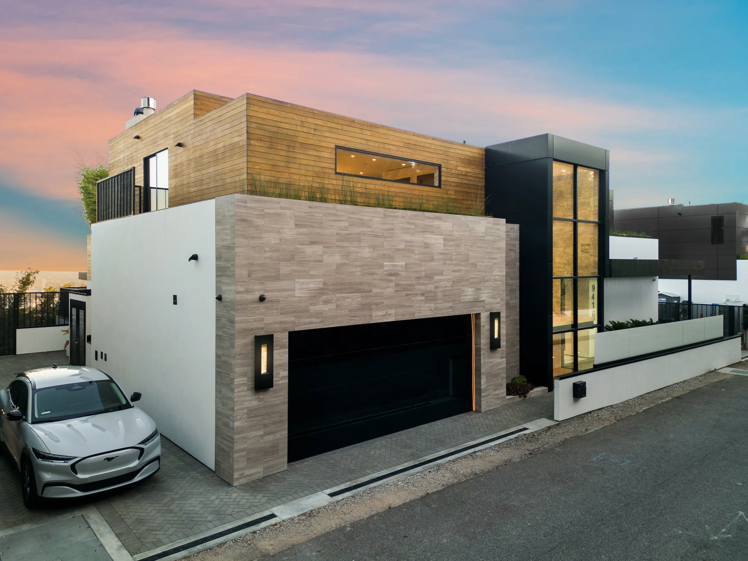 Wander Hollywood Hills Oasis #4