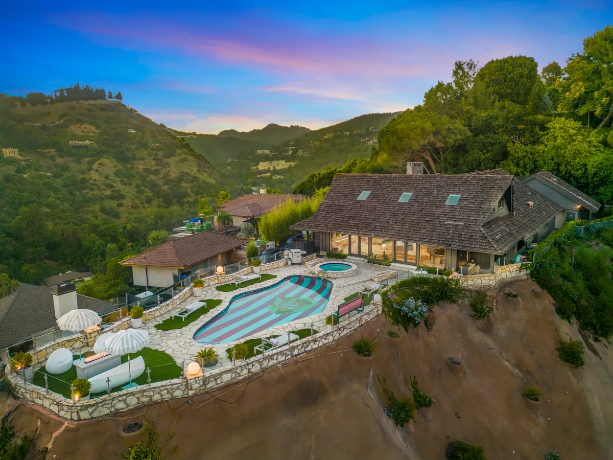Beverly Tree House - Classic Hollywood Estate with Breathtaking Views