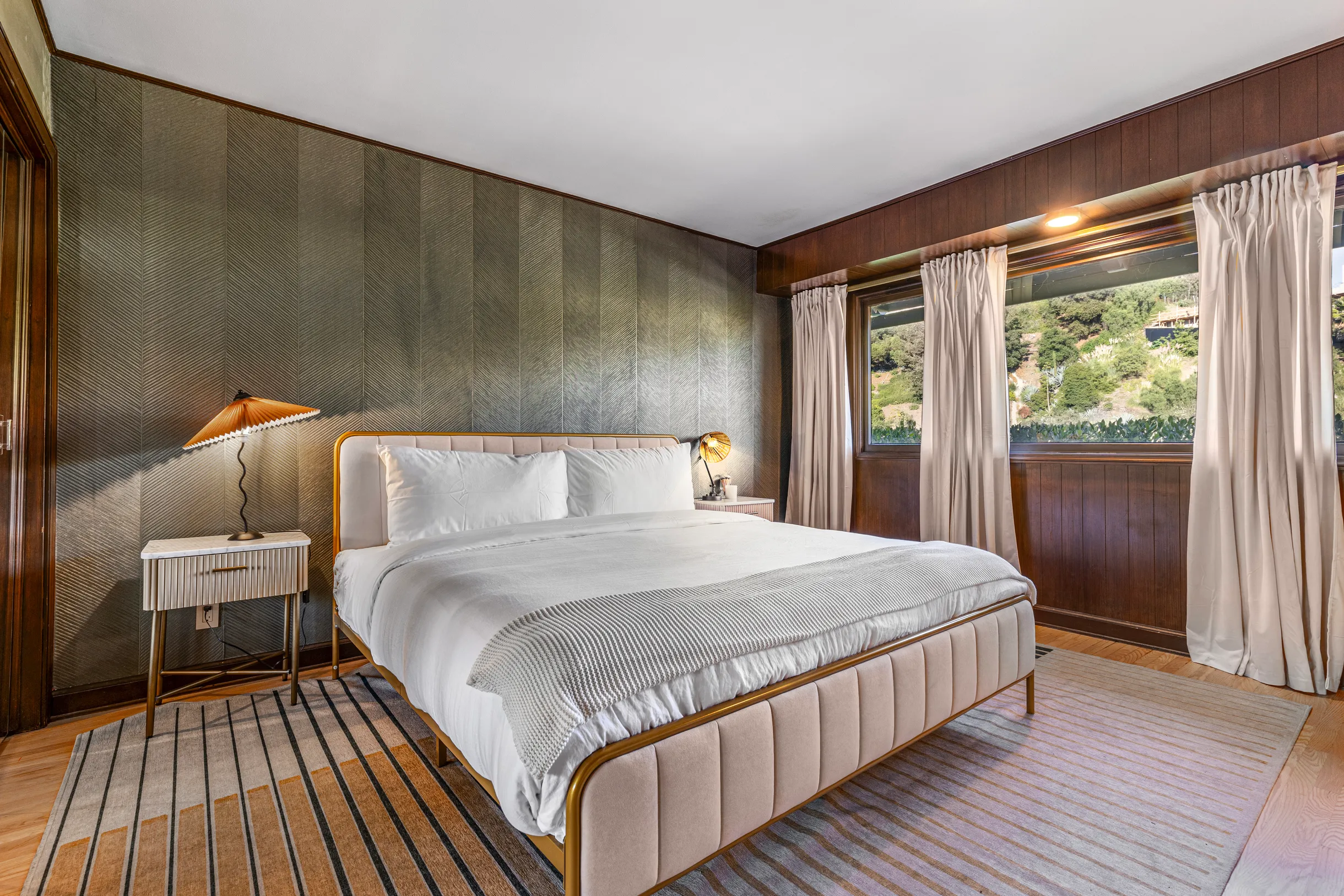 Wander Beverly Hills Heights #9