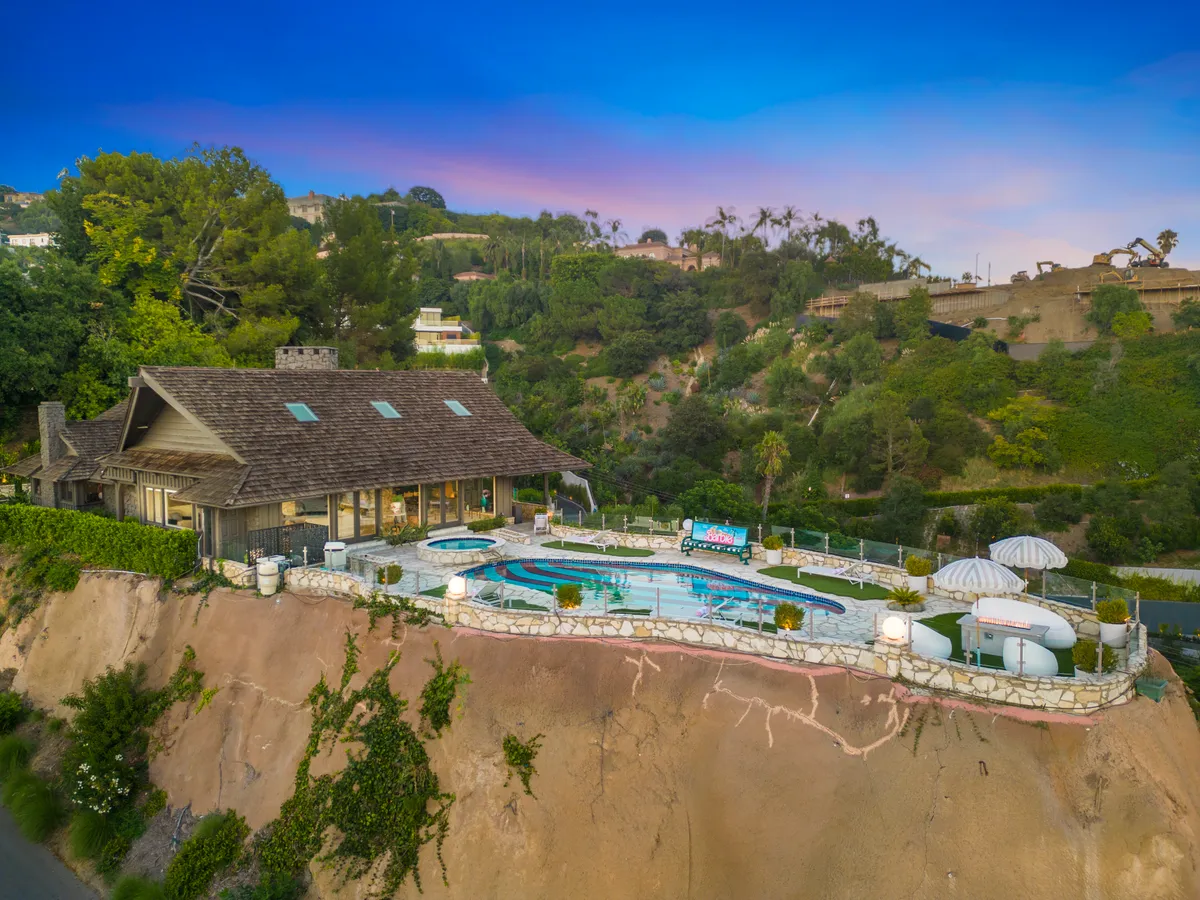 Beverly Tree House - Classic Hollywood Estate with Breathtaking Views