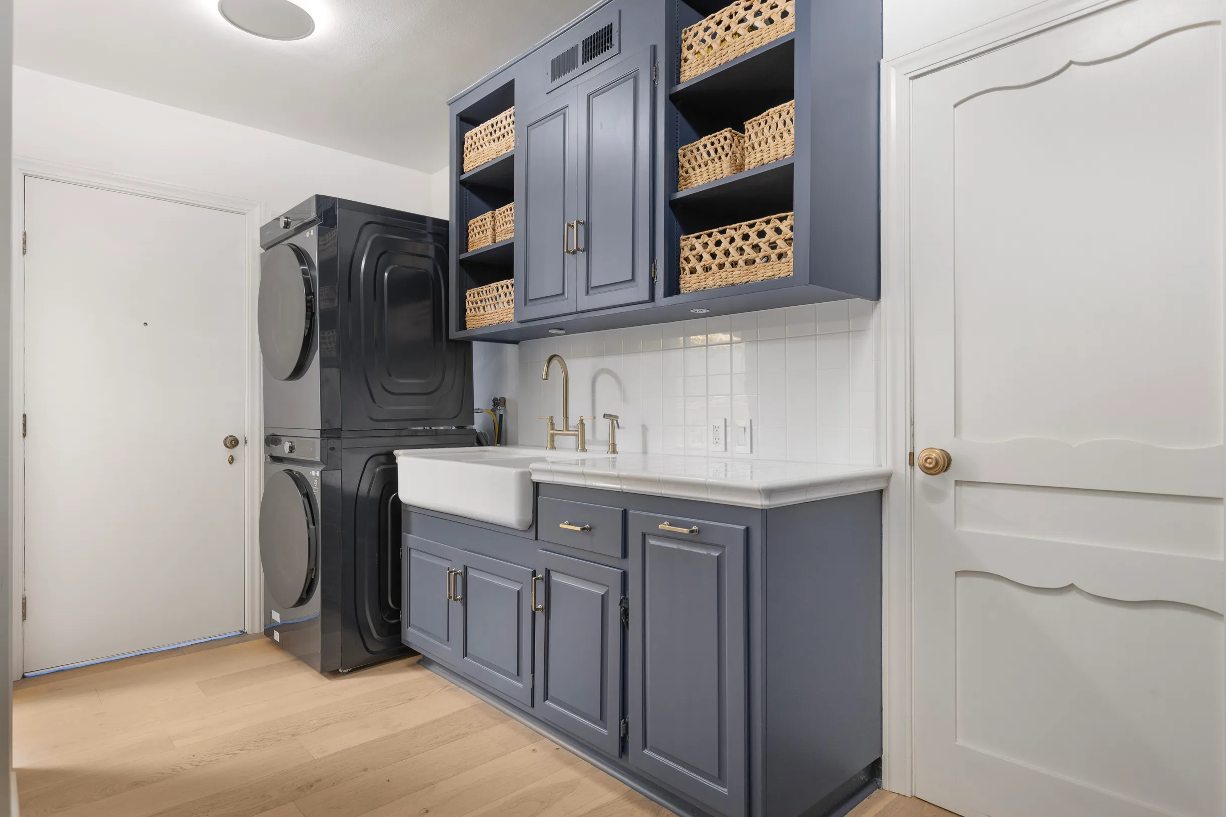 Wander Beverly Hills Heights #17