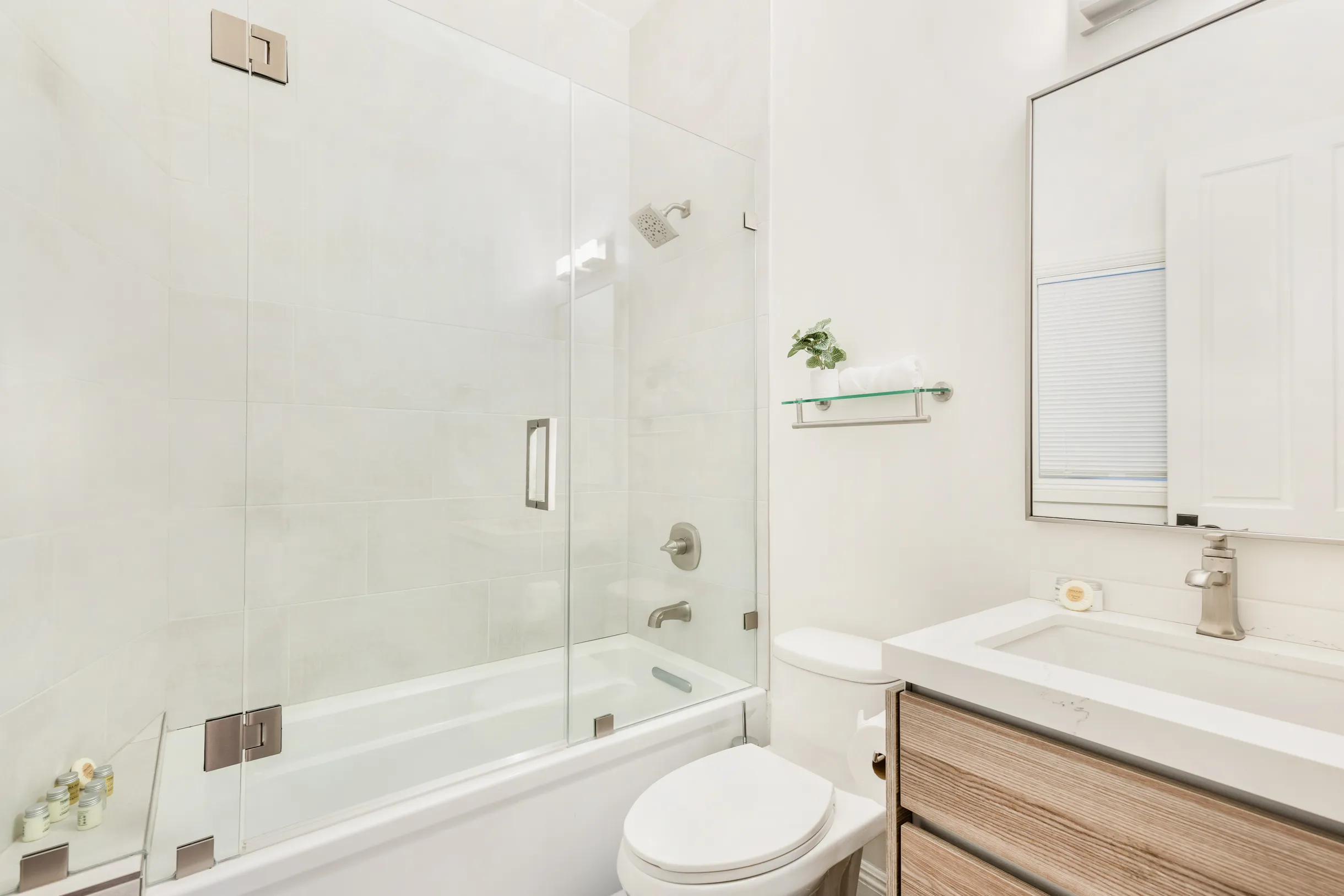 Wander Los Angeles Bliss #18