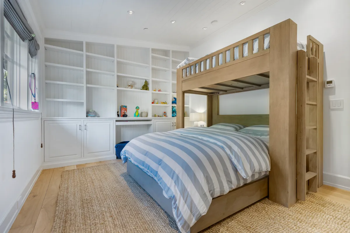 Bedroom 5 image