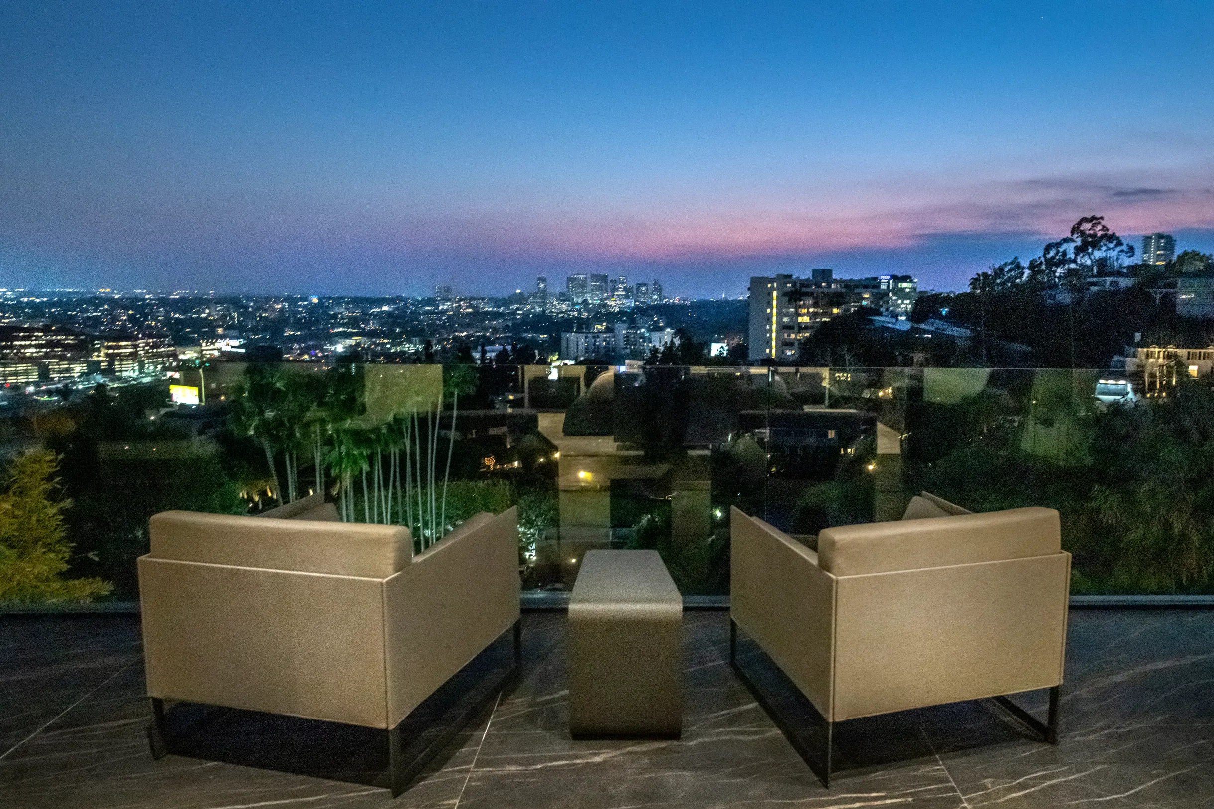 Wander Los Angeles Twilight #22