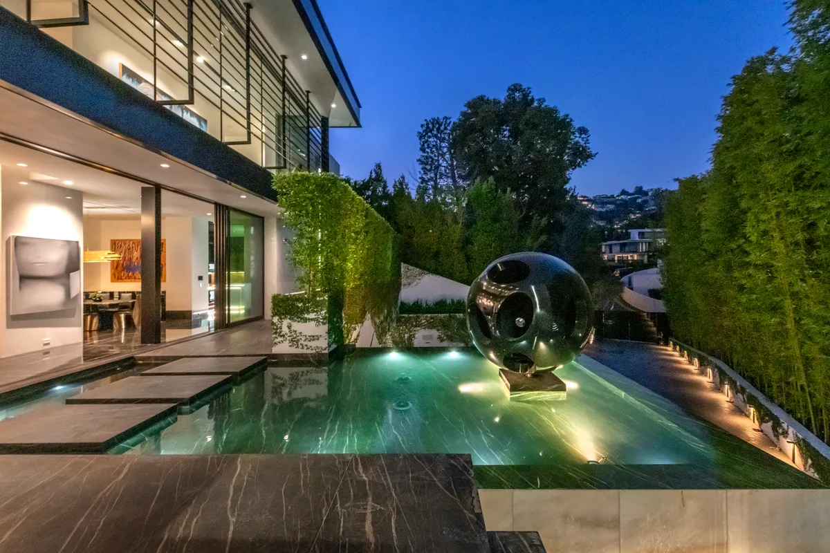 Wander Los Angeles Twilight