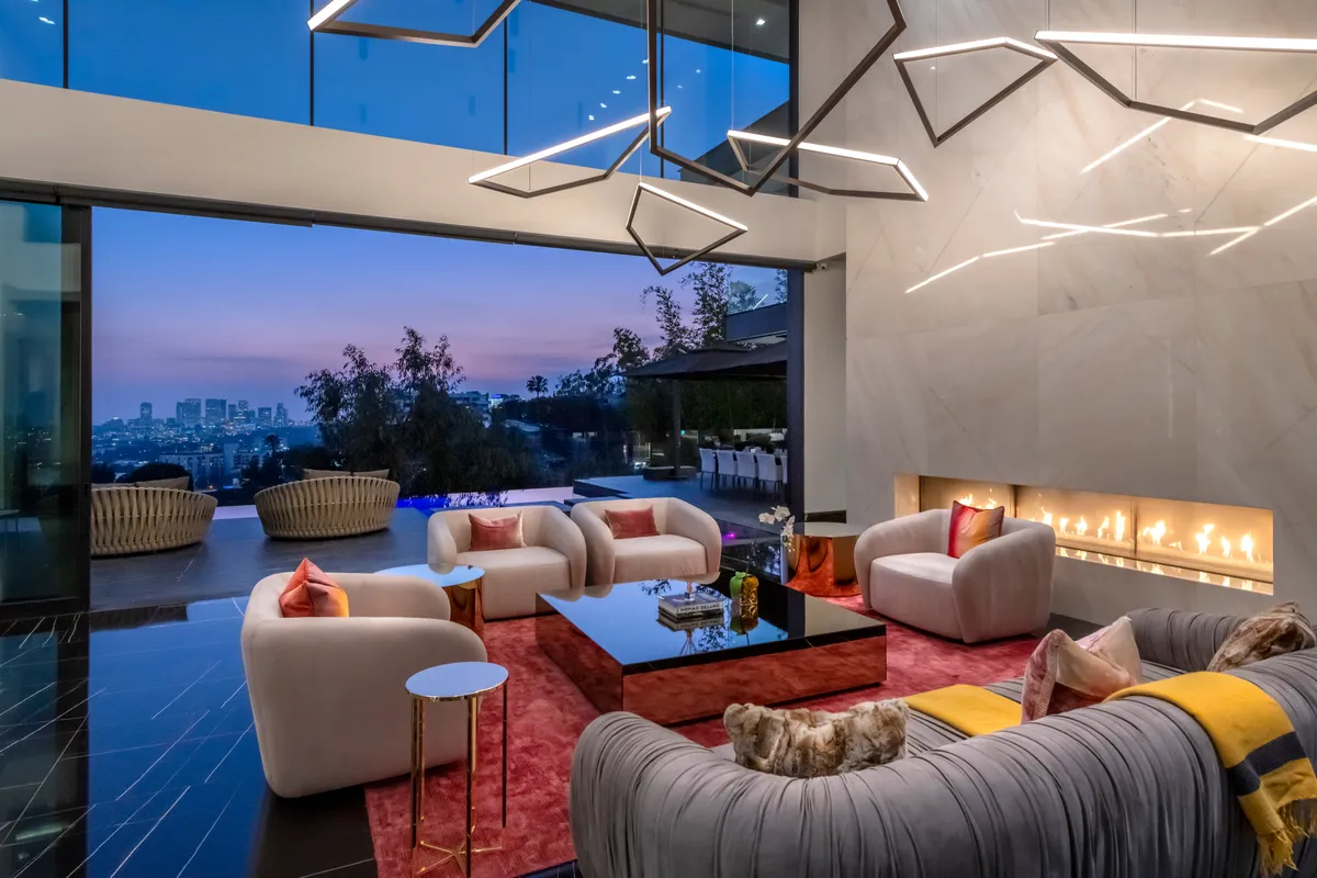 Wander Los Angeles Twilight