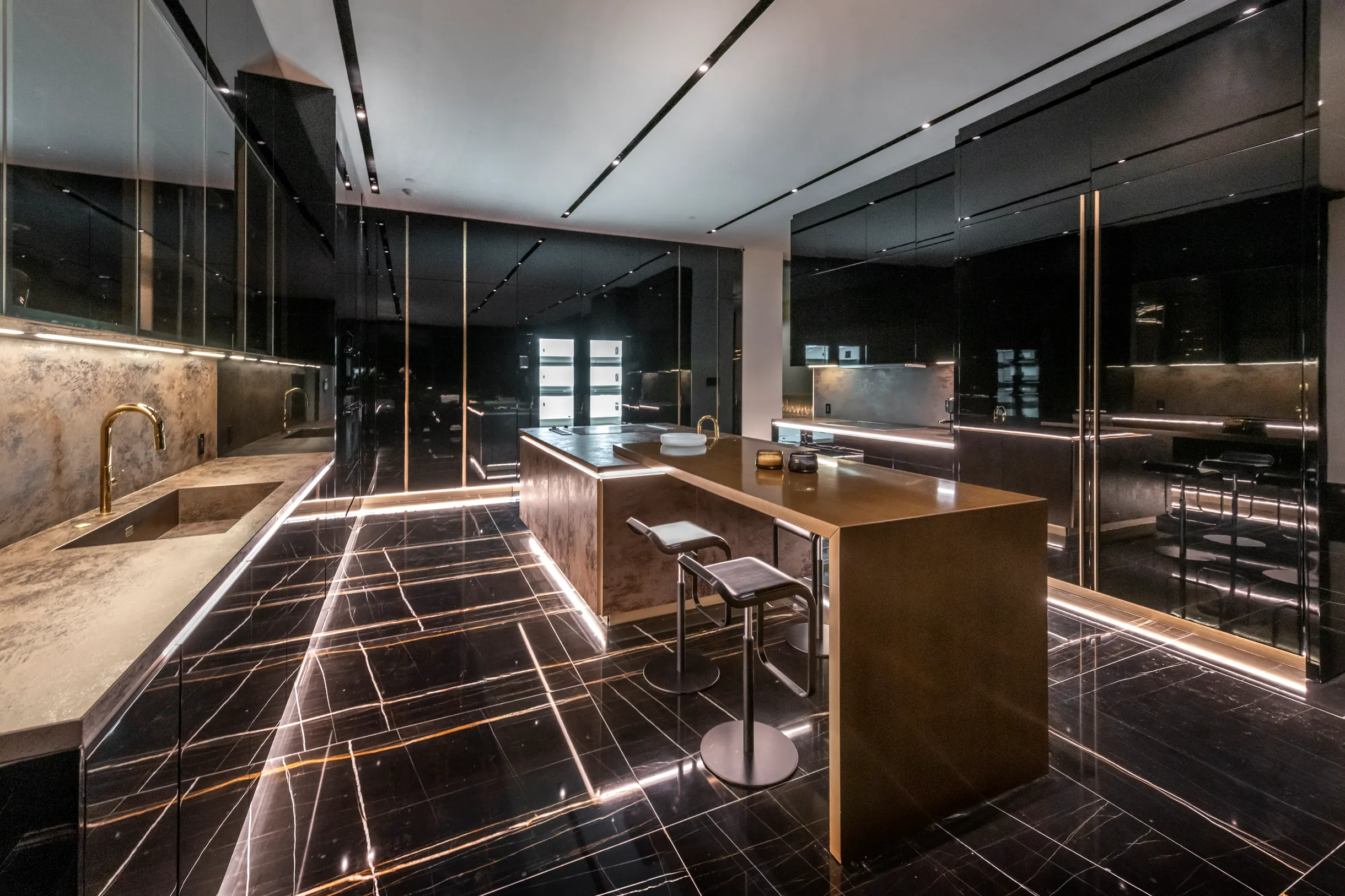 Wander Los Angeles Twilight #40