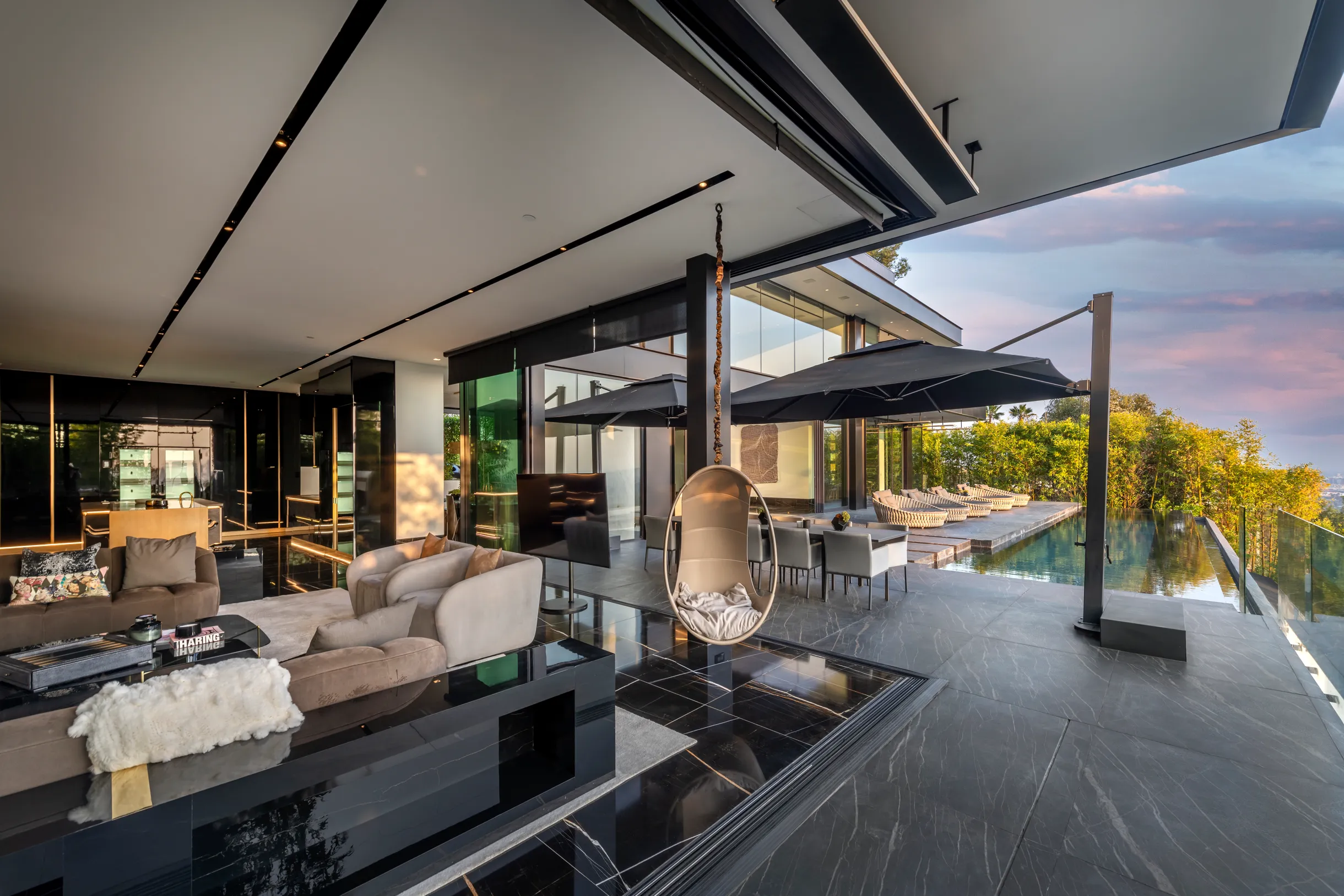 Wander Los Angeles Twilight #60