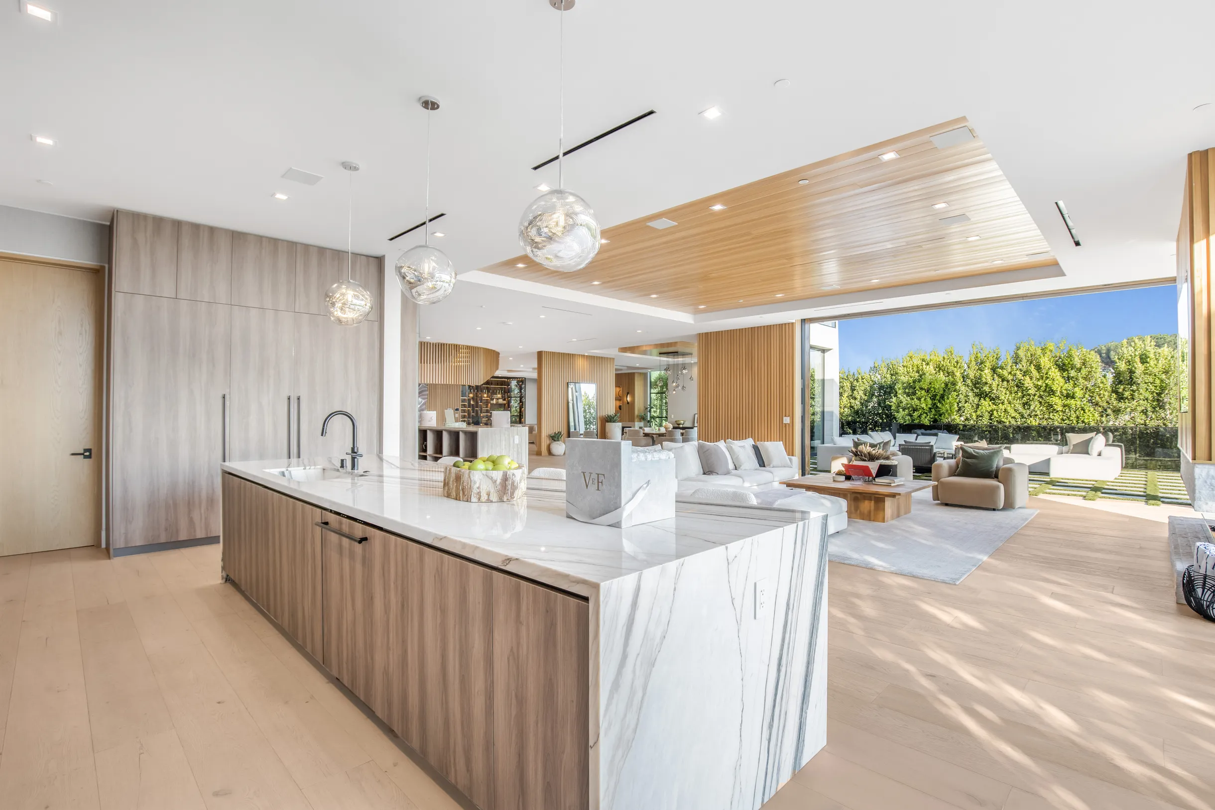 Wander Los Angeles Zenith #60