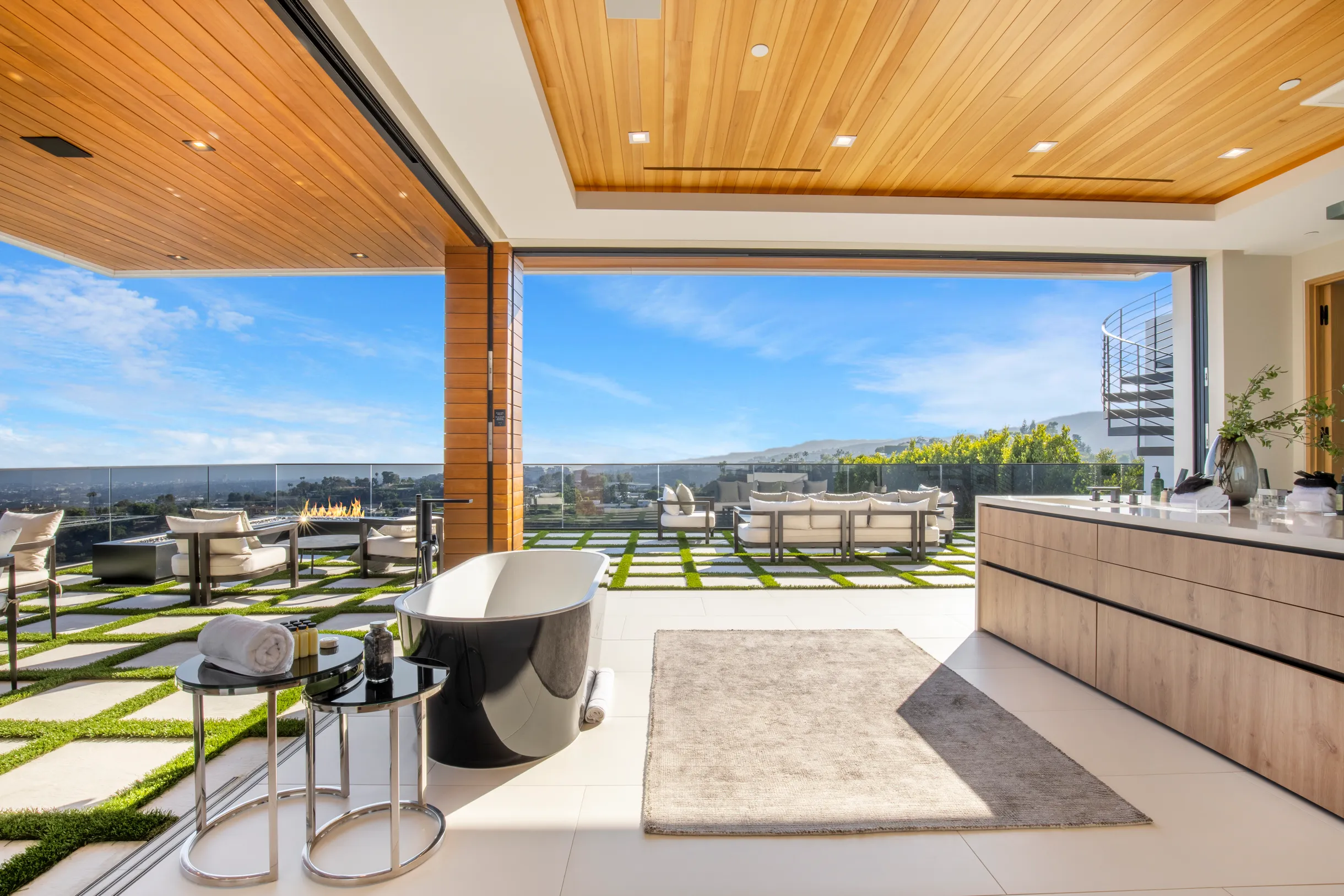 Wander Los Angeles Zenith #16