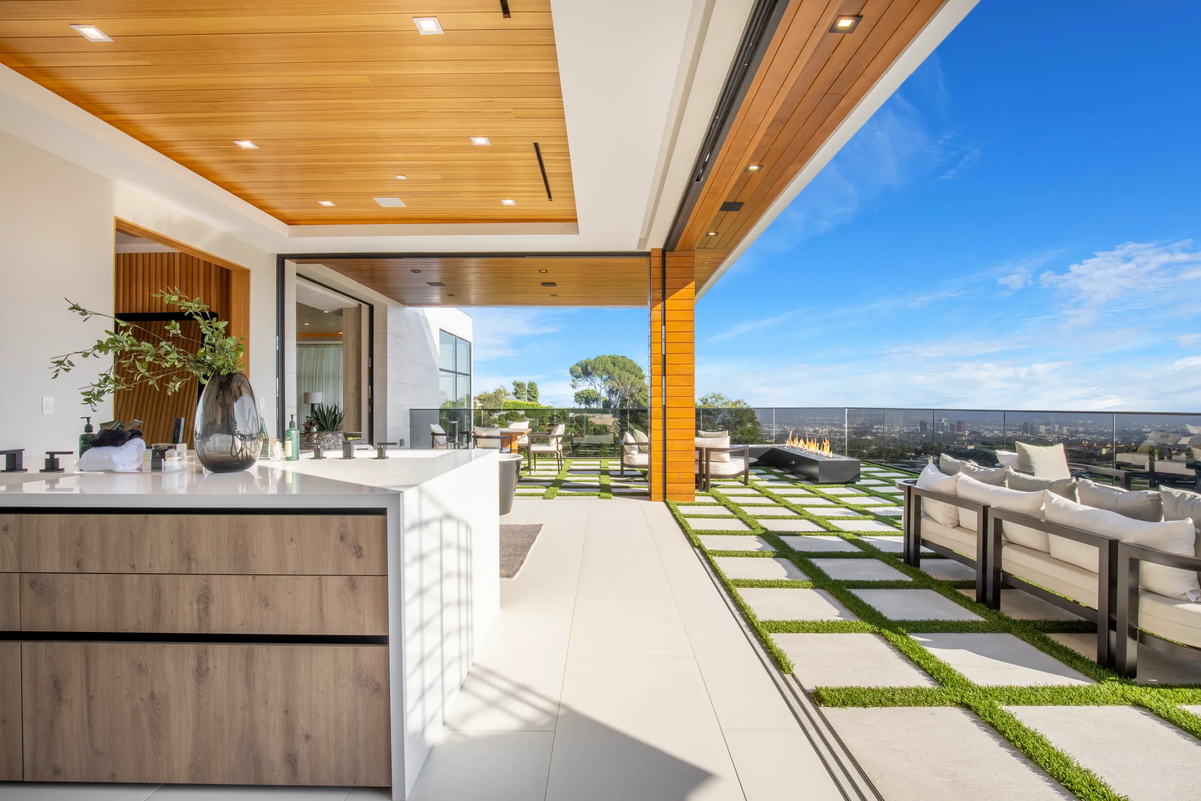 Wander Los Angeles Zenith #63