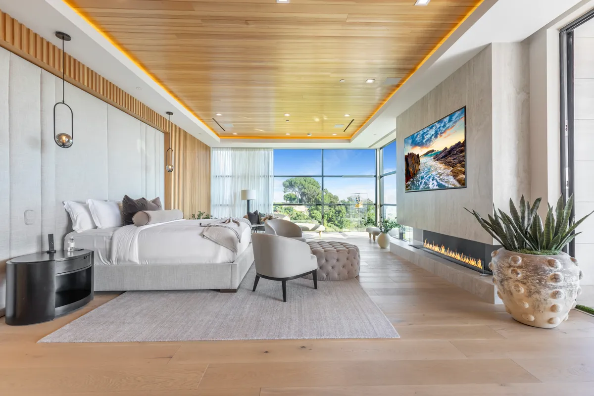 Bedroom 1 image
