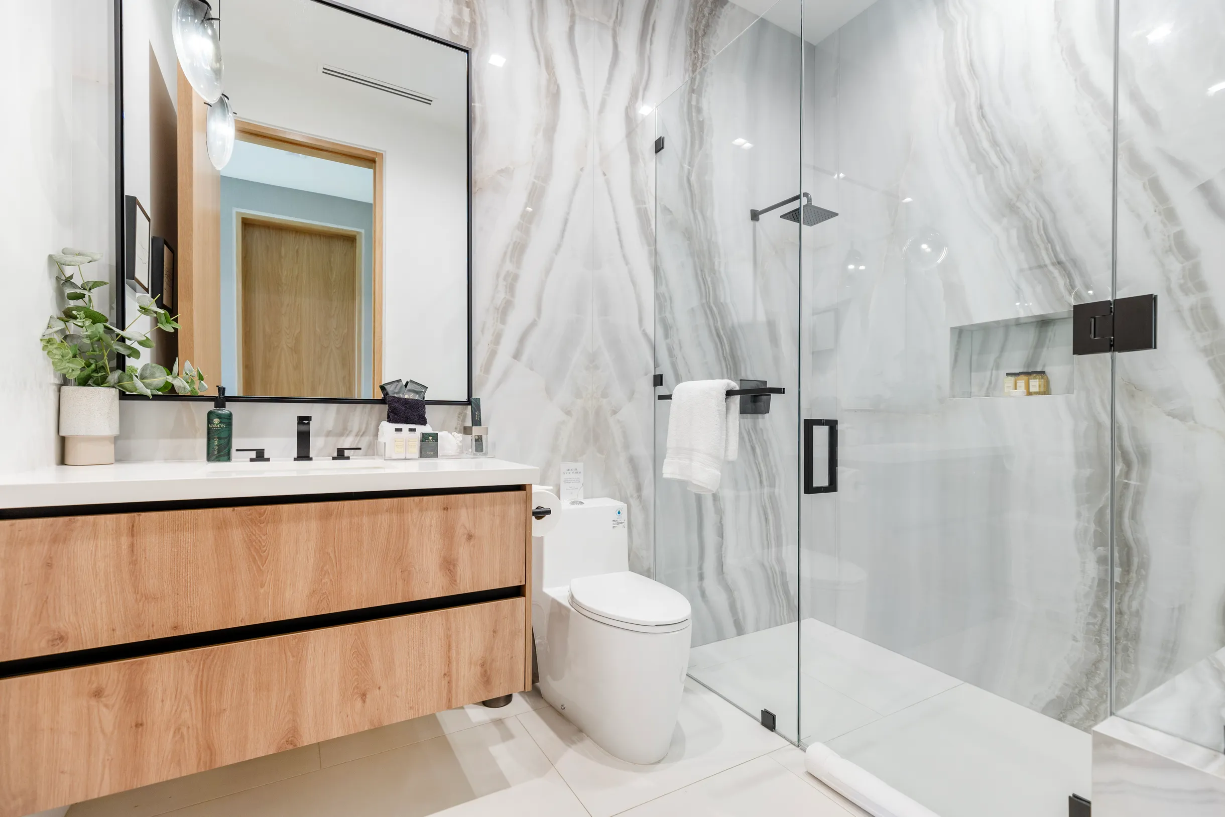 Wander Los Angeles Zenith #26