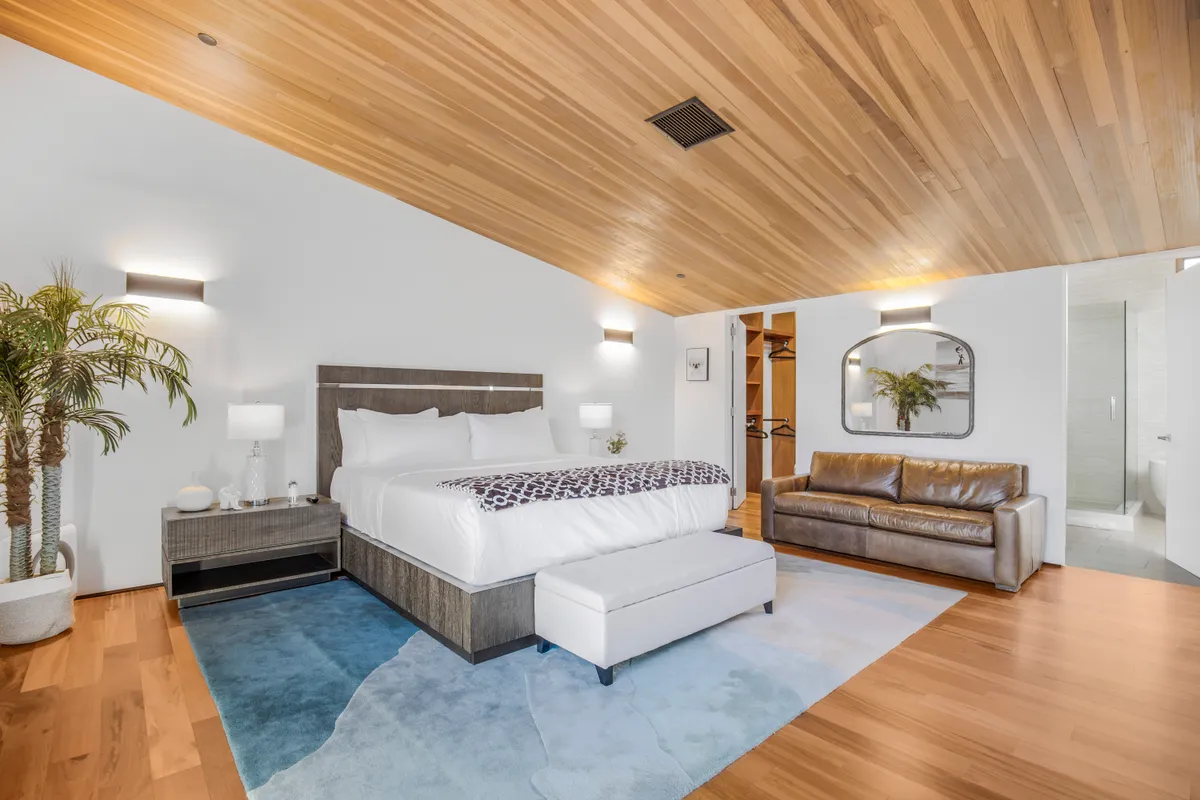 Bedroom 1 image