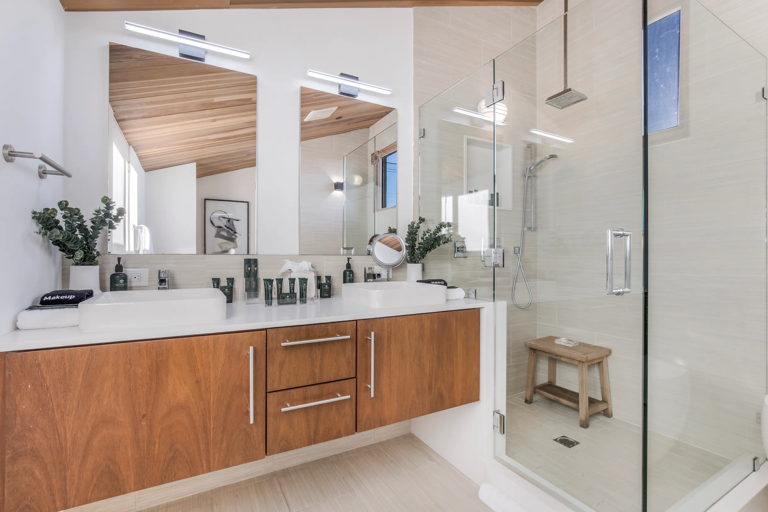 Wander Los Angeles Springs #26