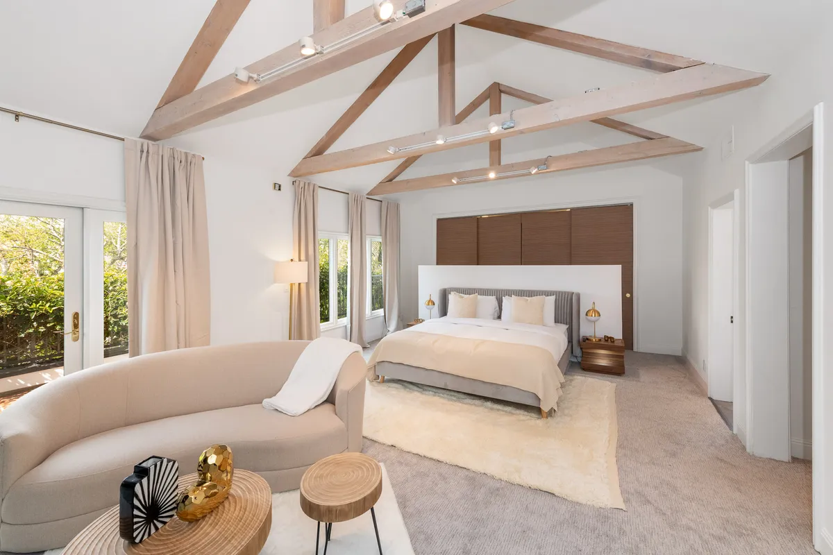 Wander Los Angeles Mirage #38