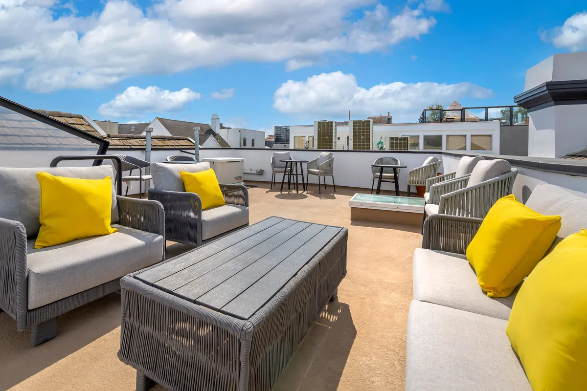 Wander Los Angeles Mirage #39