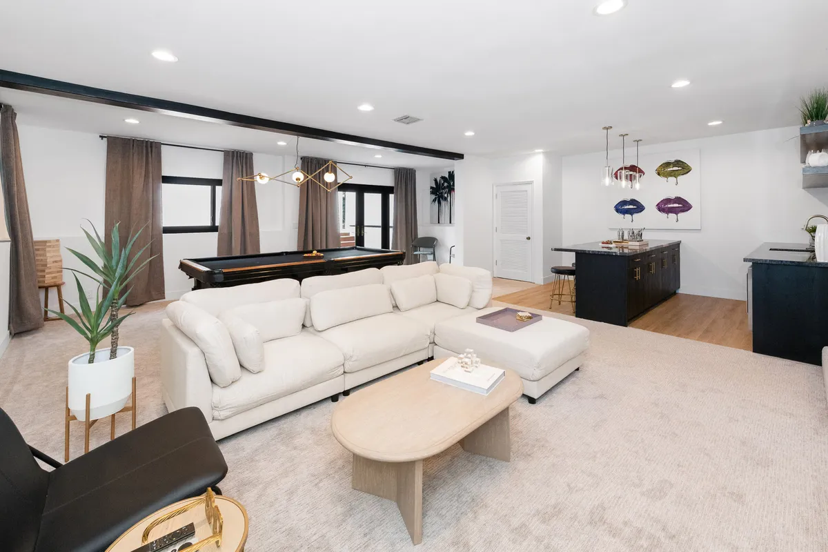 Wander Los Angeles Mirage #53