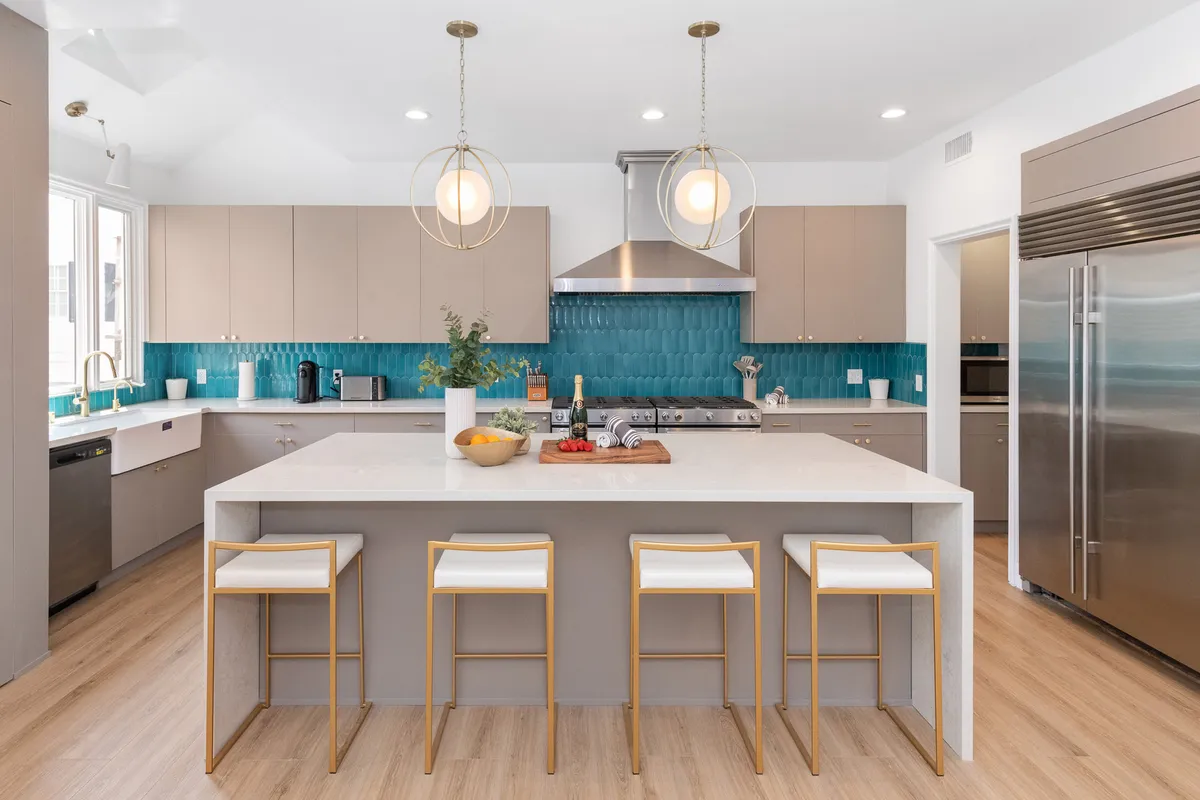 Wander Los Angeles Mirage #29