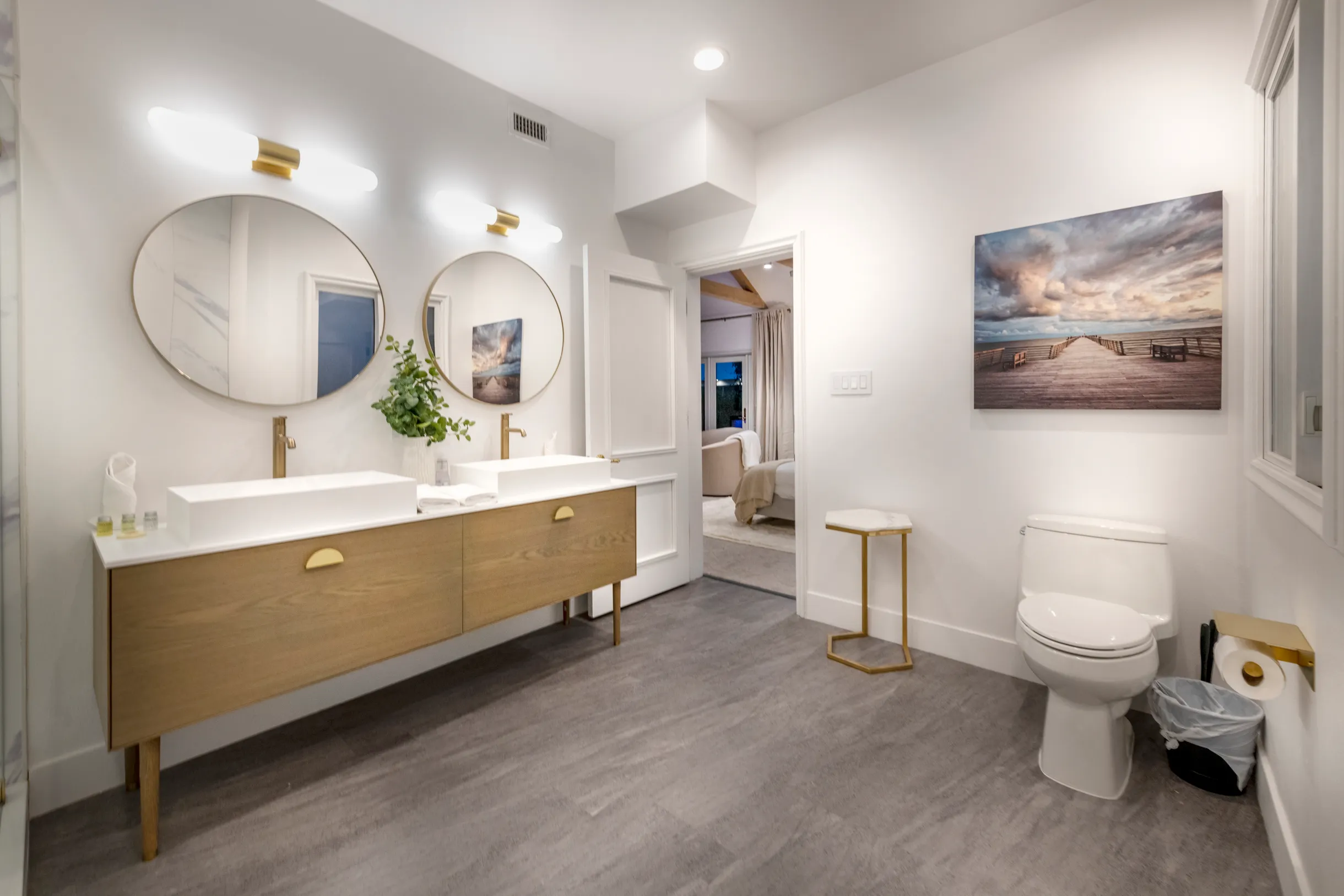 Wander Los Angeles Mirage #31