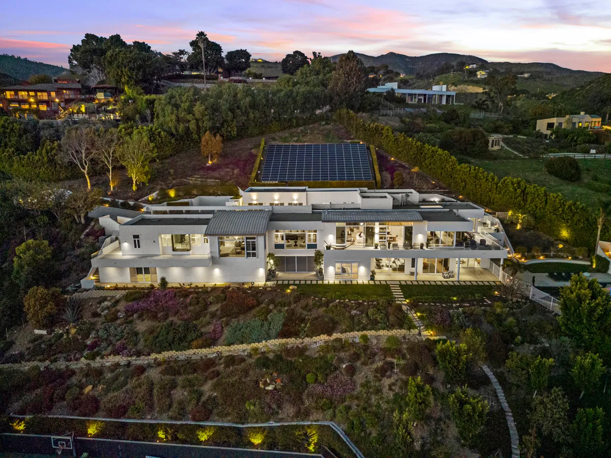 Wander Malibu Horizon