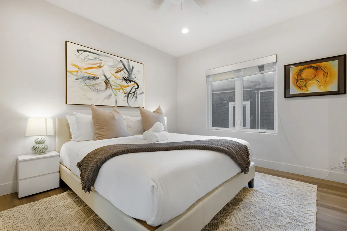 Bedroom 5 image