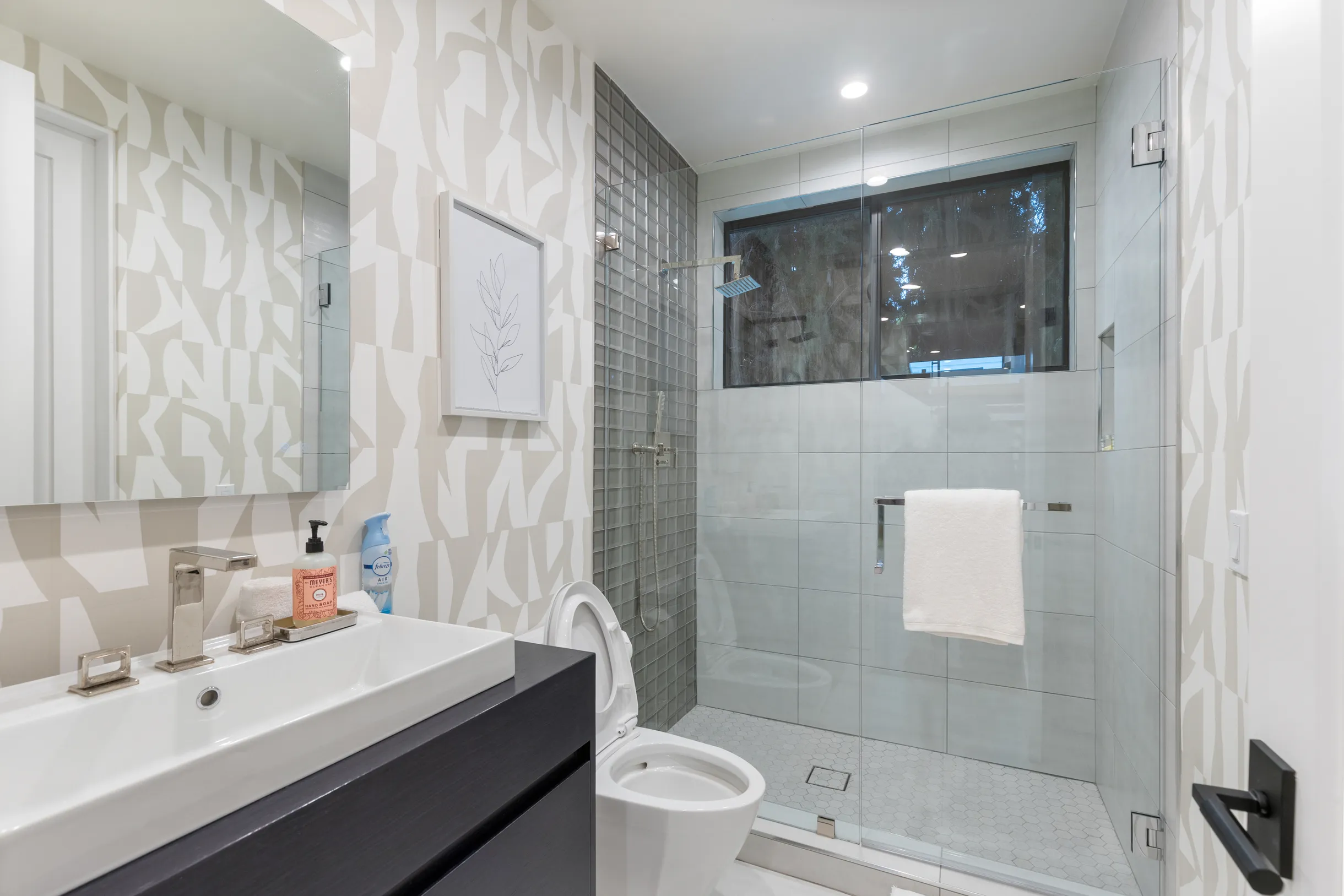 Wander Hollywood Halo #6