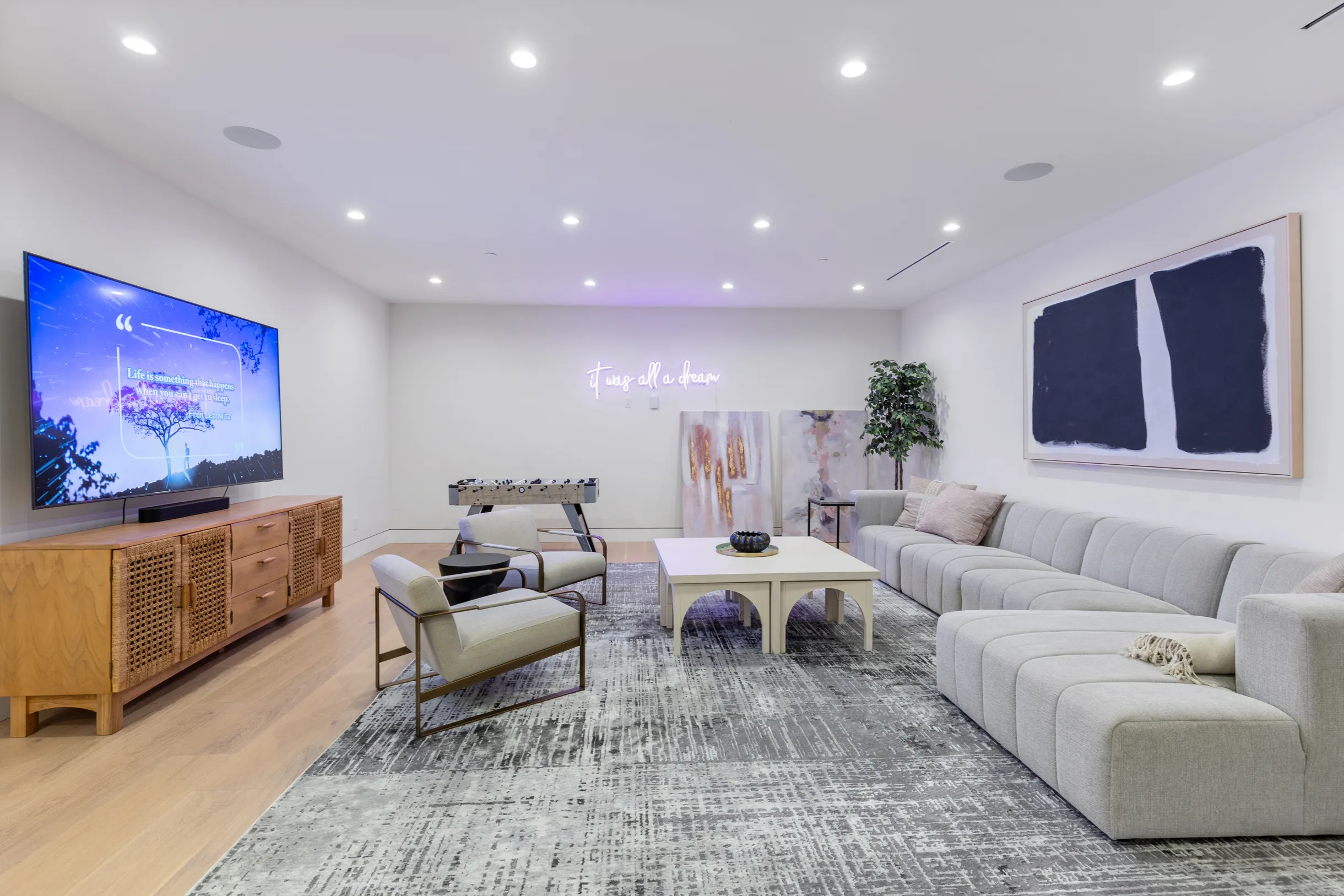 Wander Hollywood Halo #27