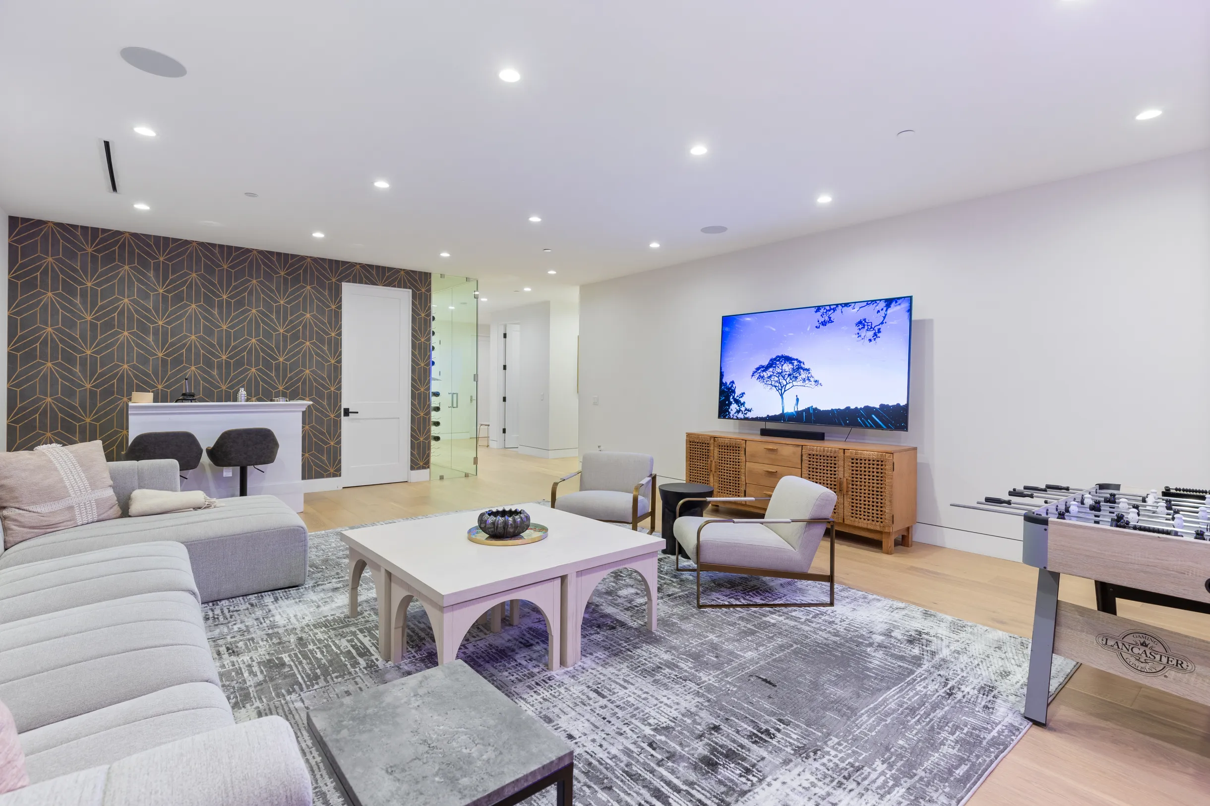 Wander Hollywood Halo #10