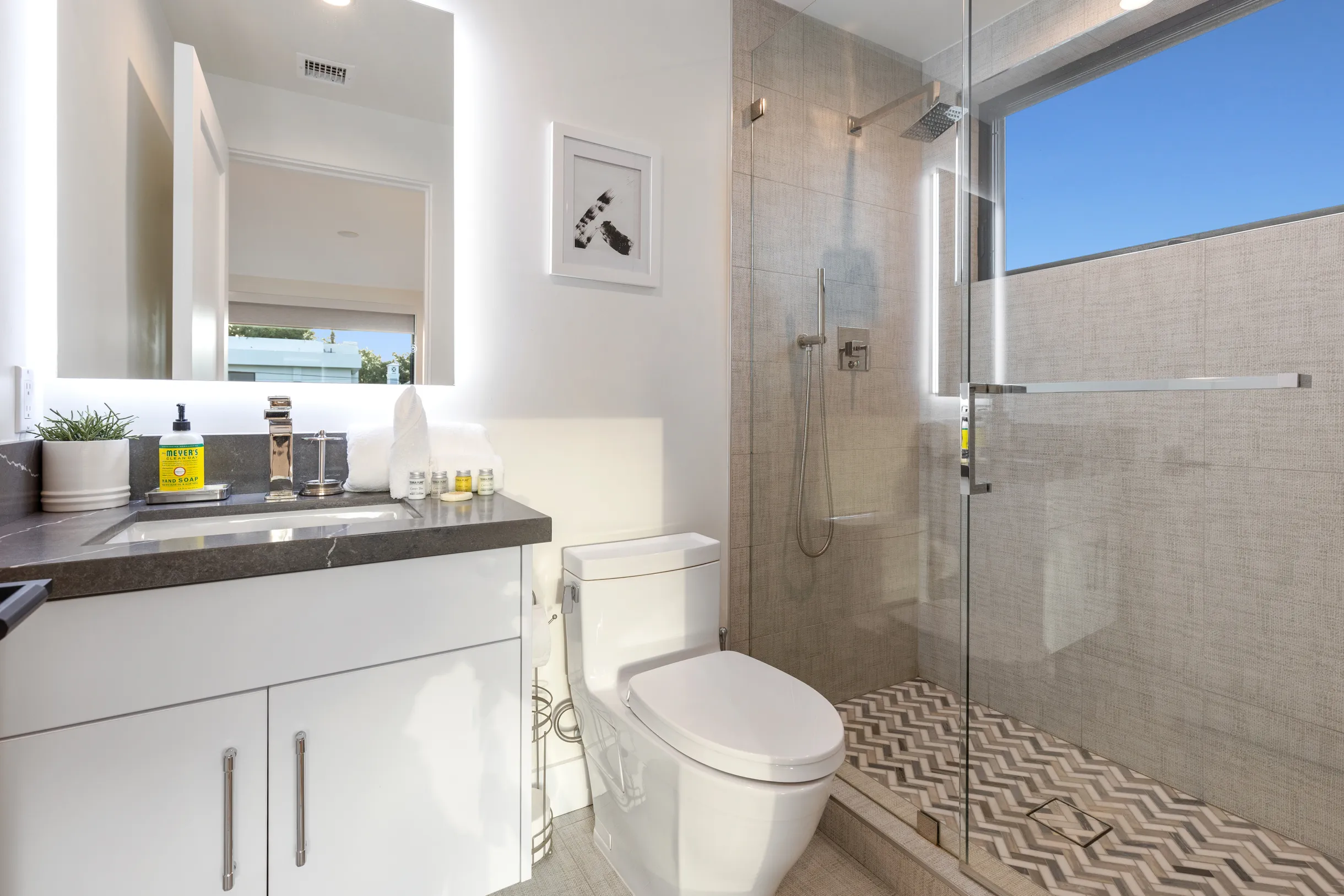 Wander Hollywood Halo #18