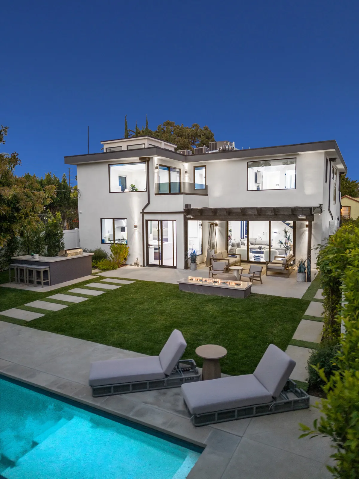 Wander Hollywood Halo #48