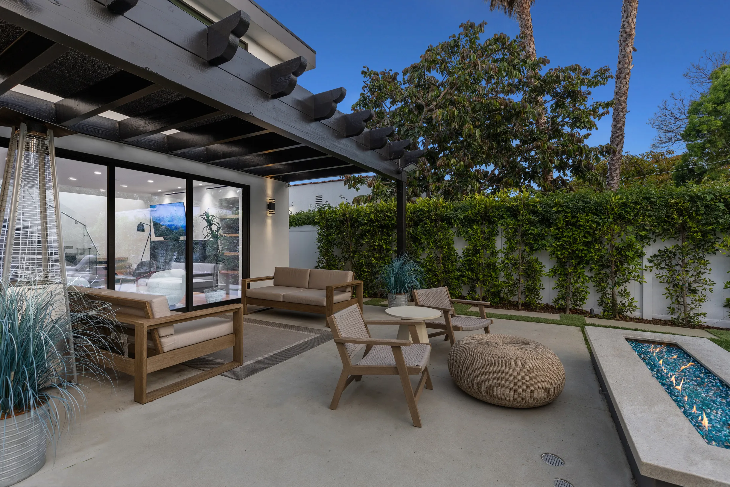 Wander Hollywood Halo #20