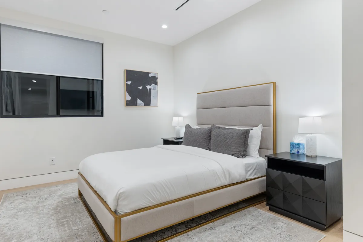 Bedroom 6 image