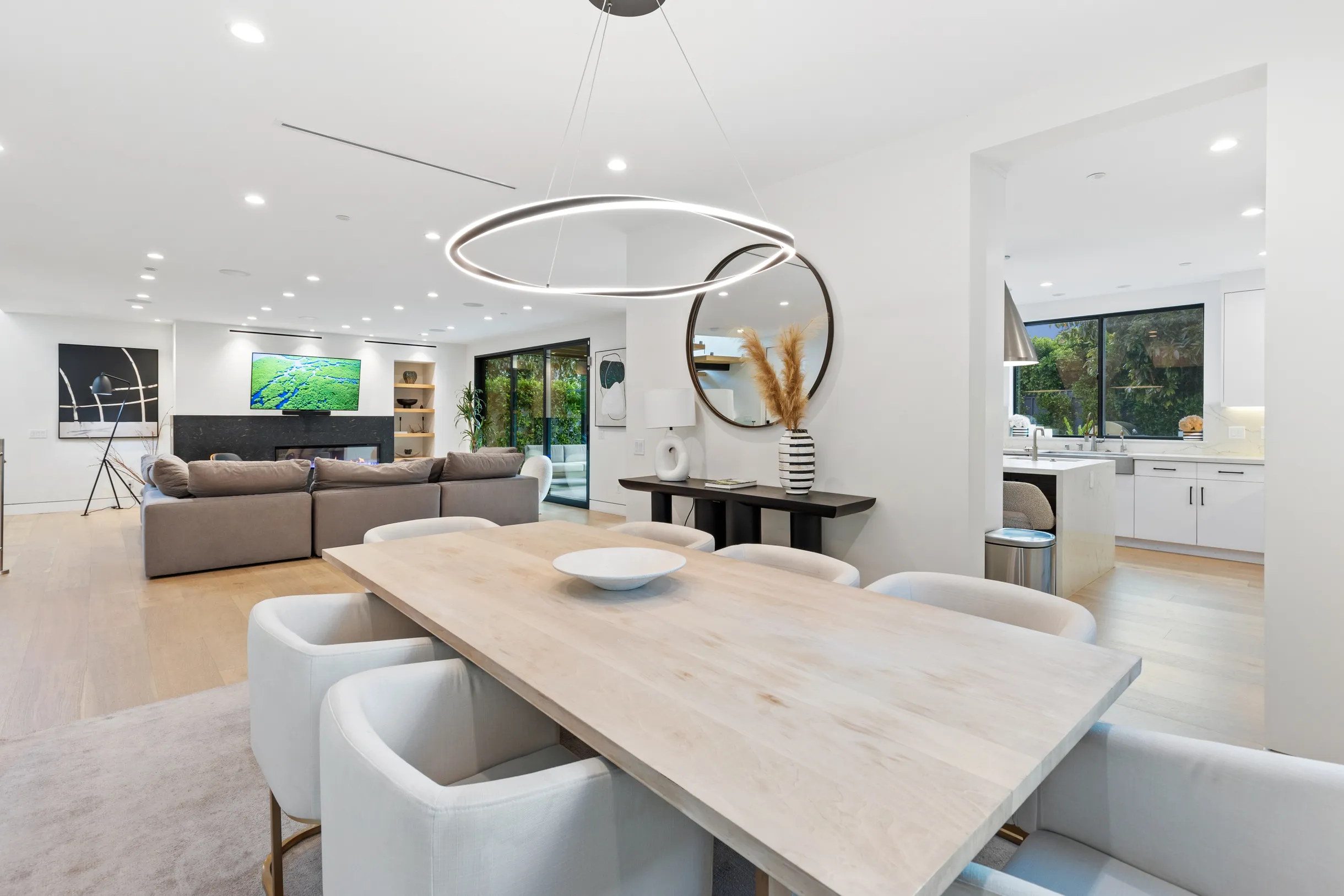 Wander Hollywood Halo #43