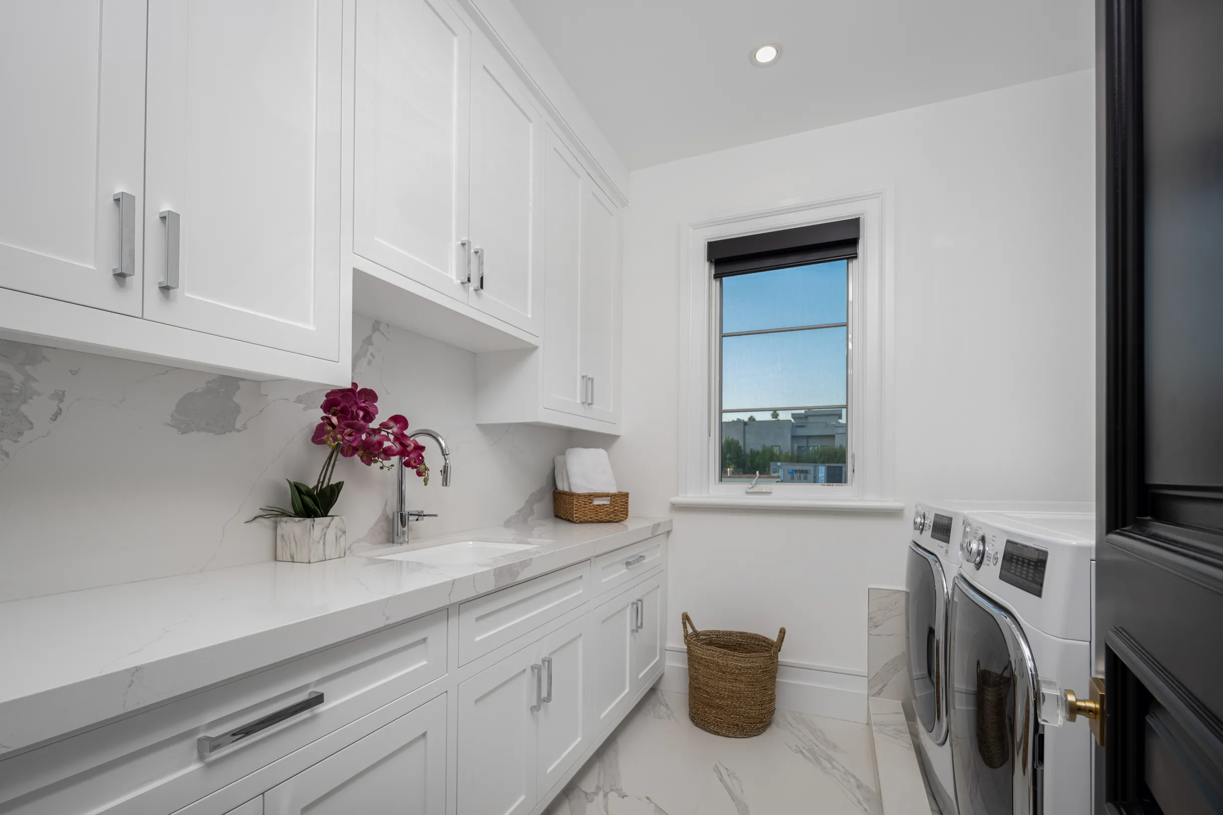 Wander Los Angeles Rise #7