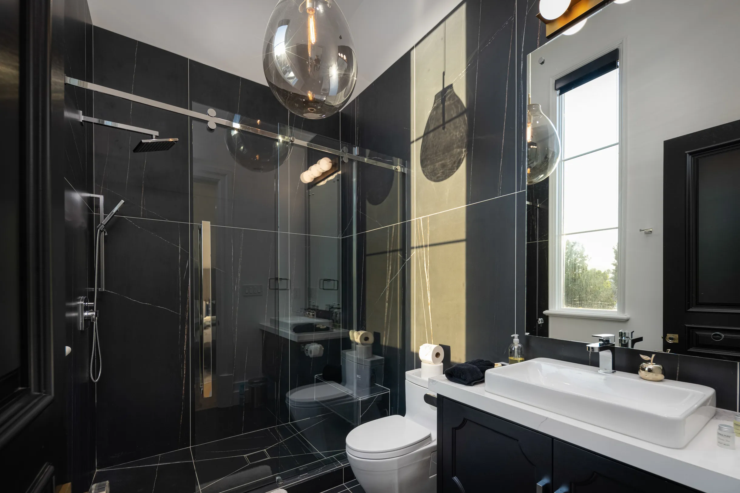 Wander Los Angeles Rise #9