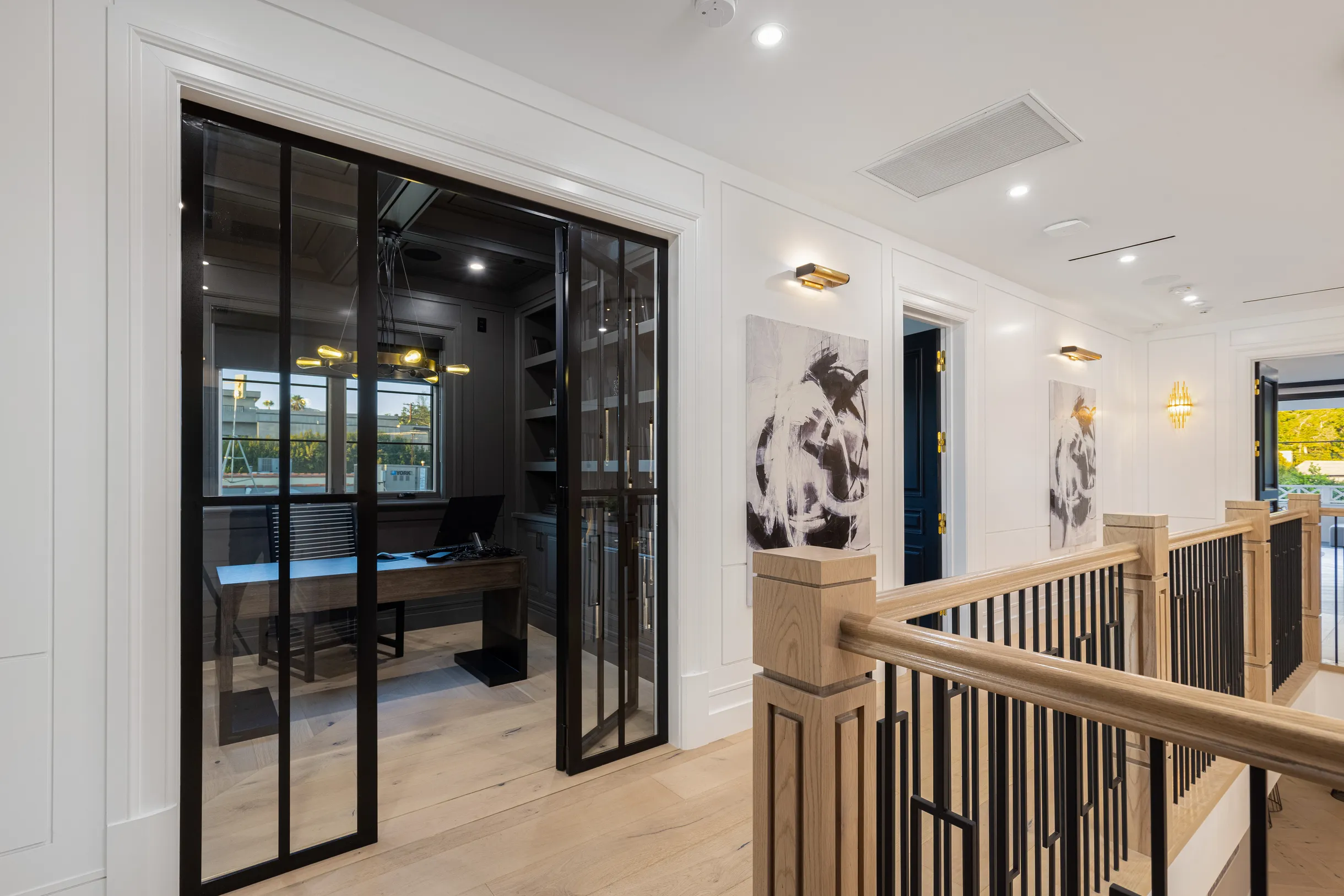 Wander Los Angeles Rise #29