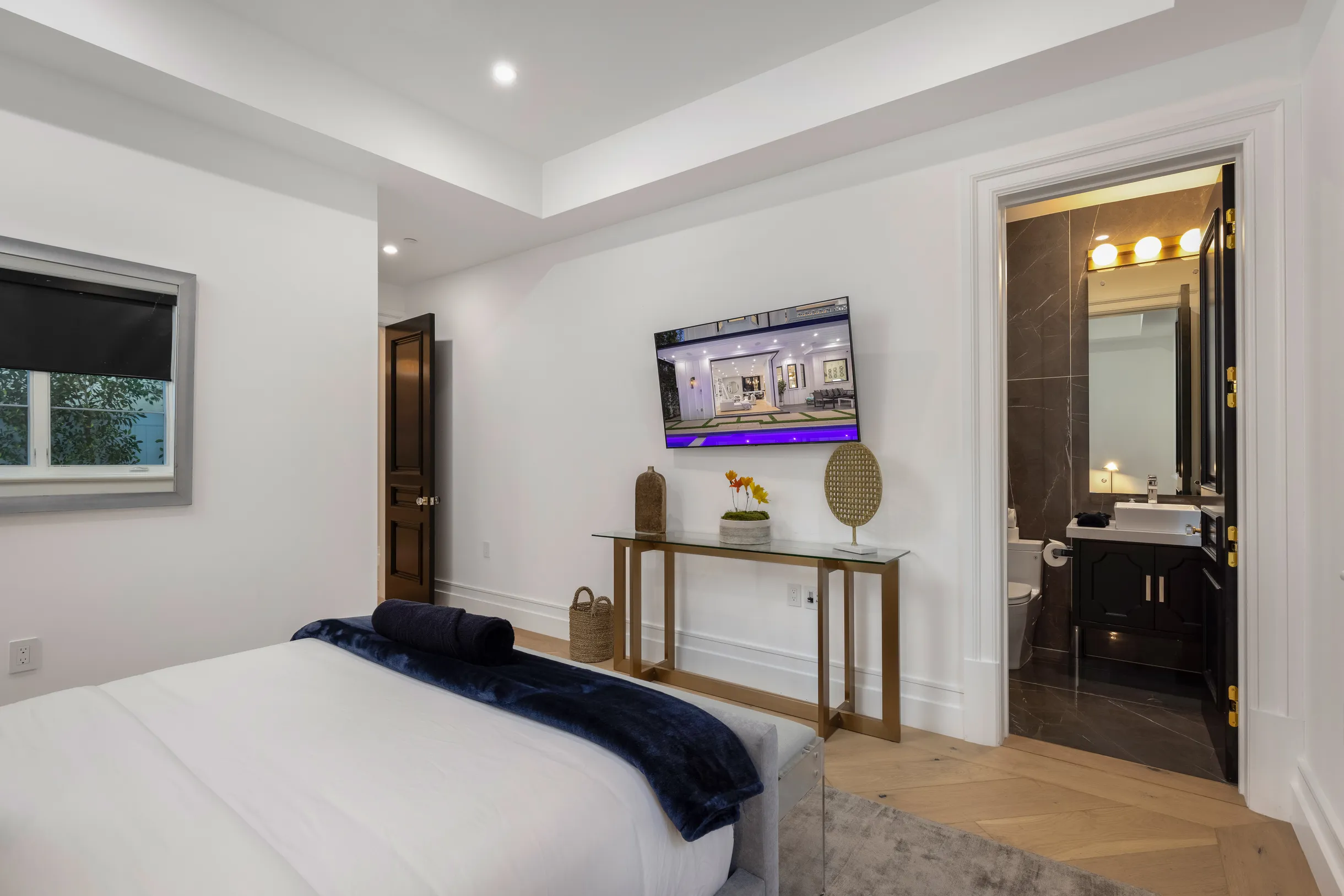 Wander Los Angeles Rise #31