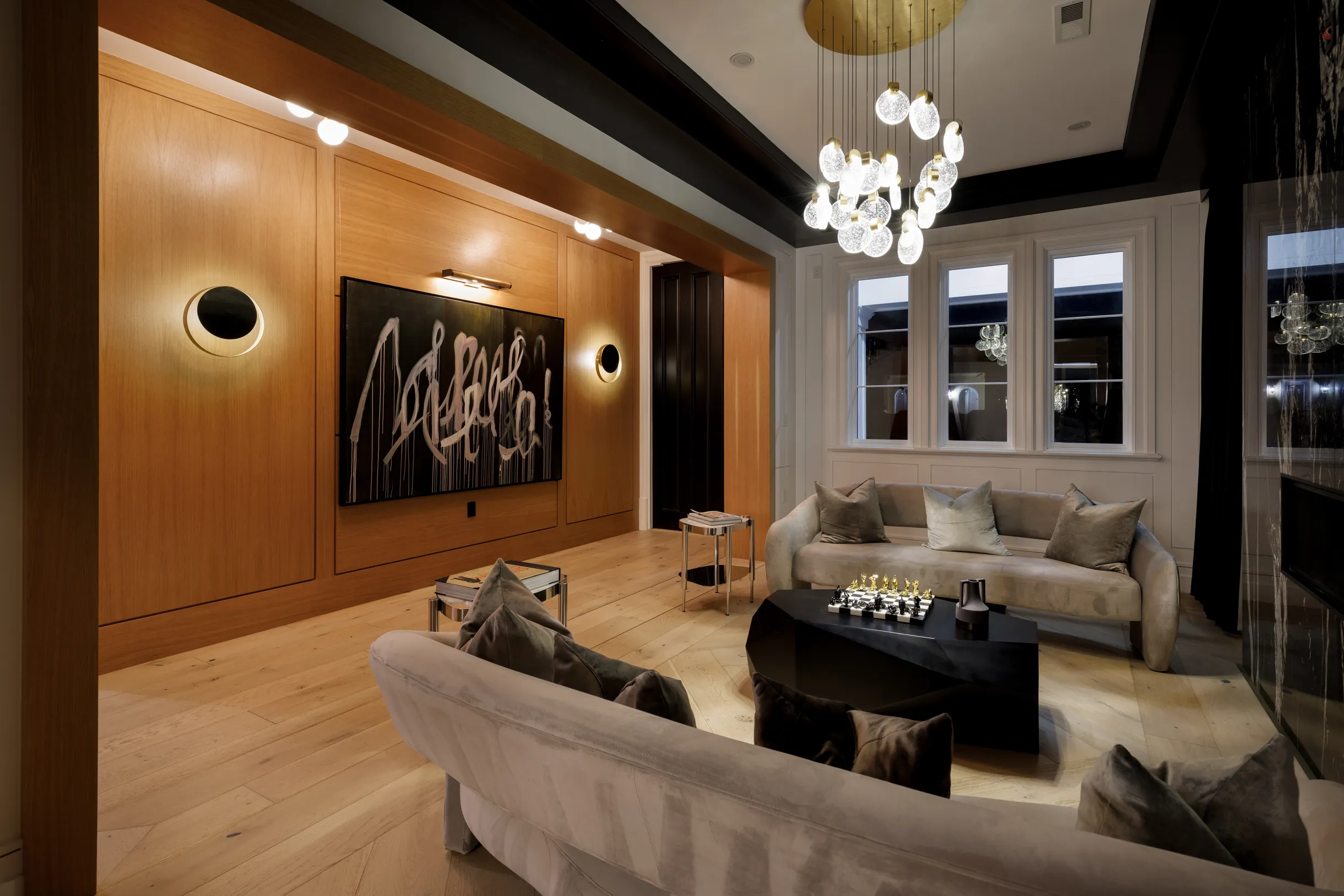 Wander Los Angeles Rise #13