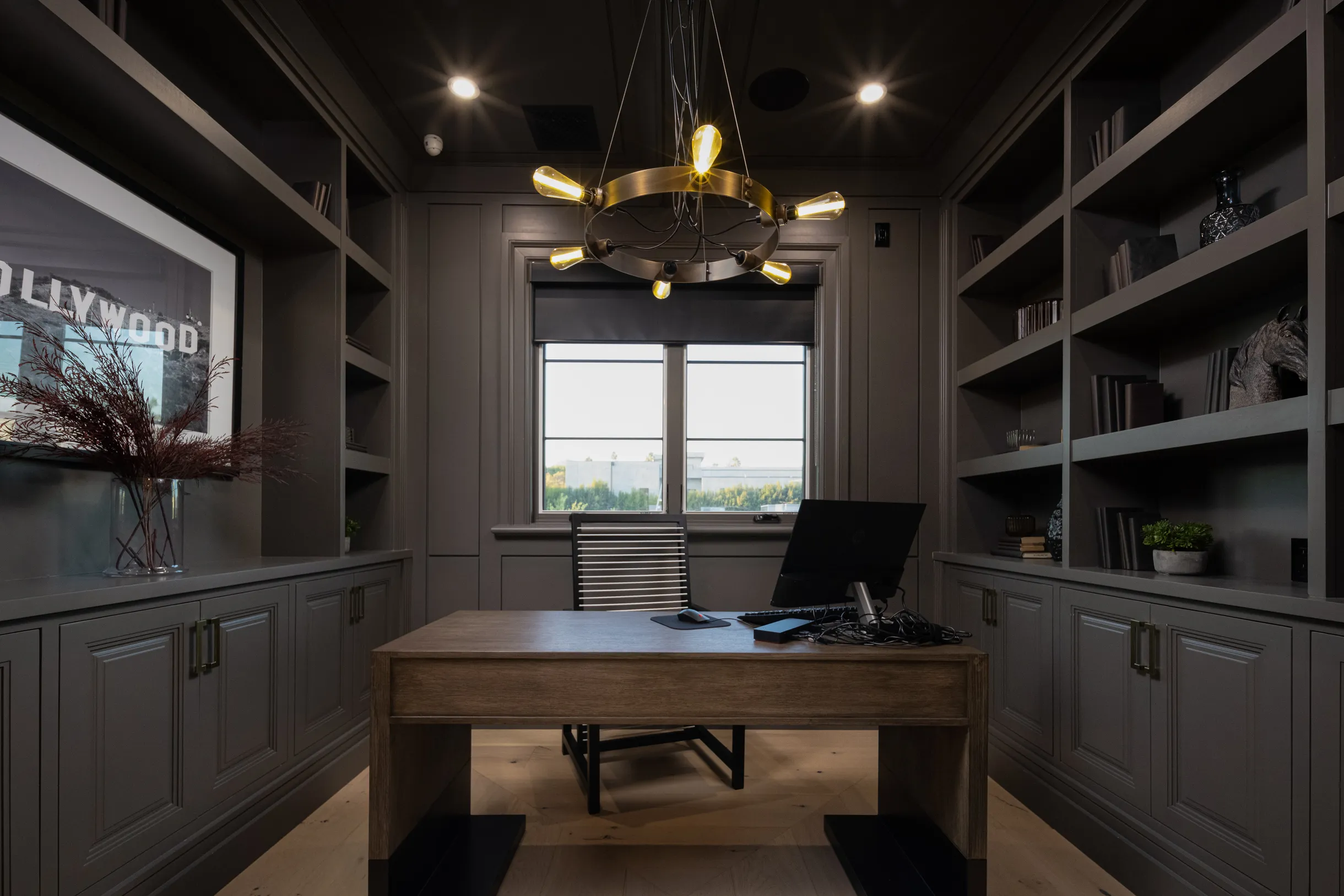 Wander Los Angeles Rise #22