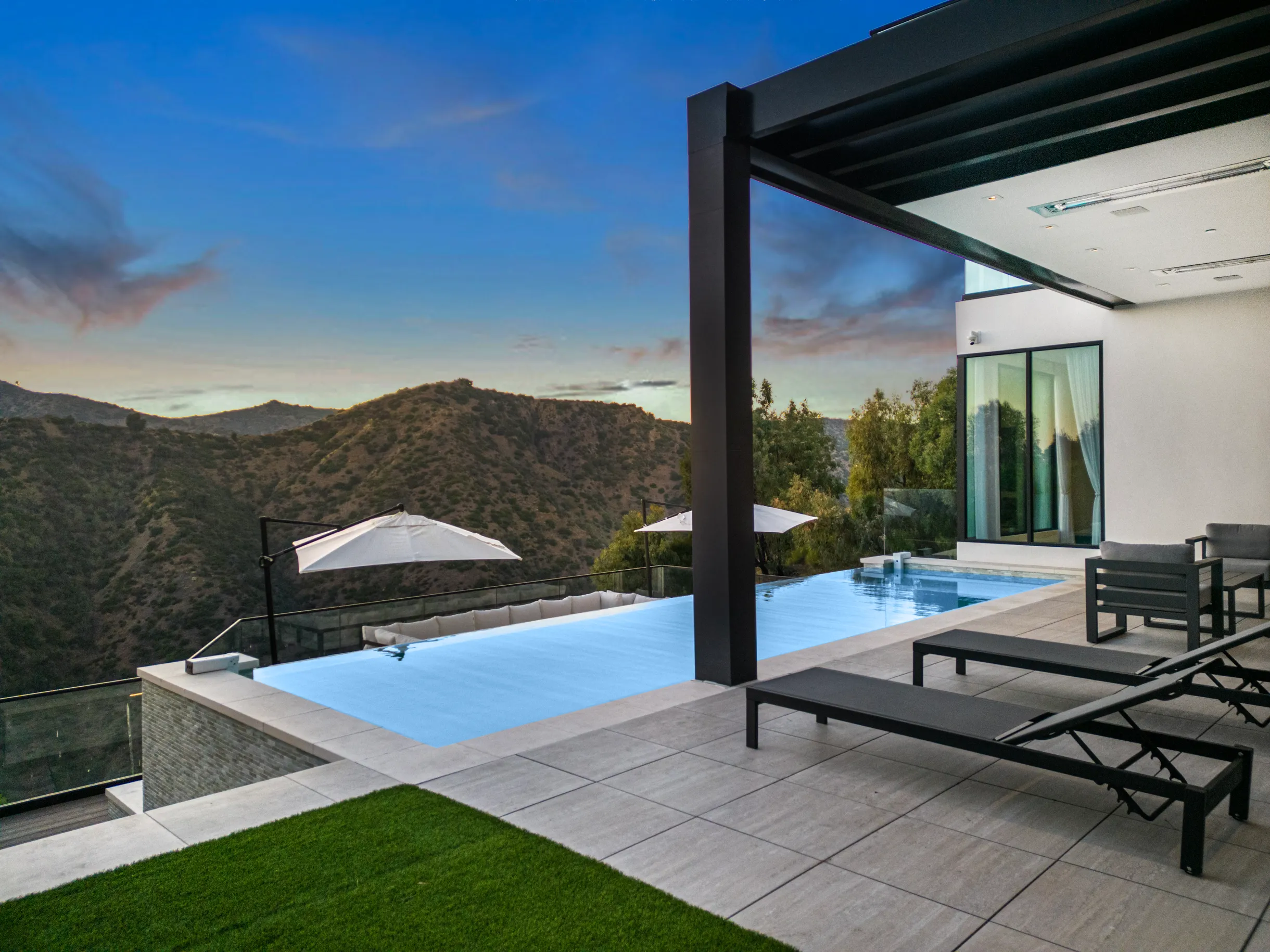 Wander Los Angeles Flora #50