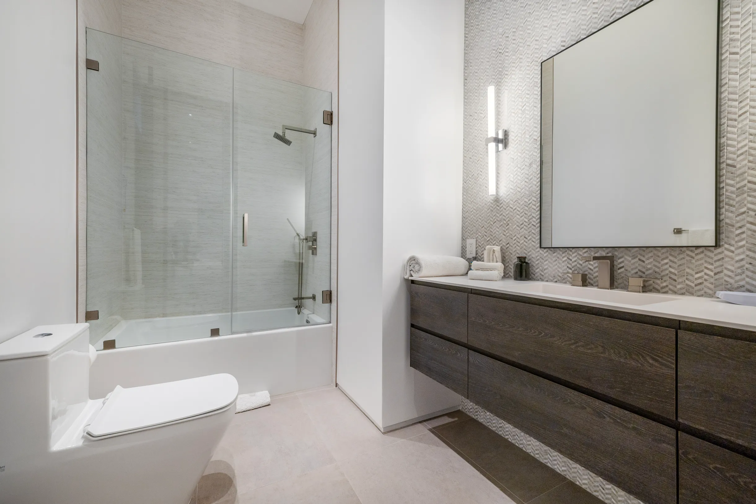 Wander Los Angeles Flora #24