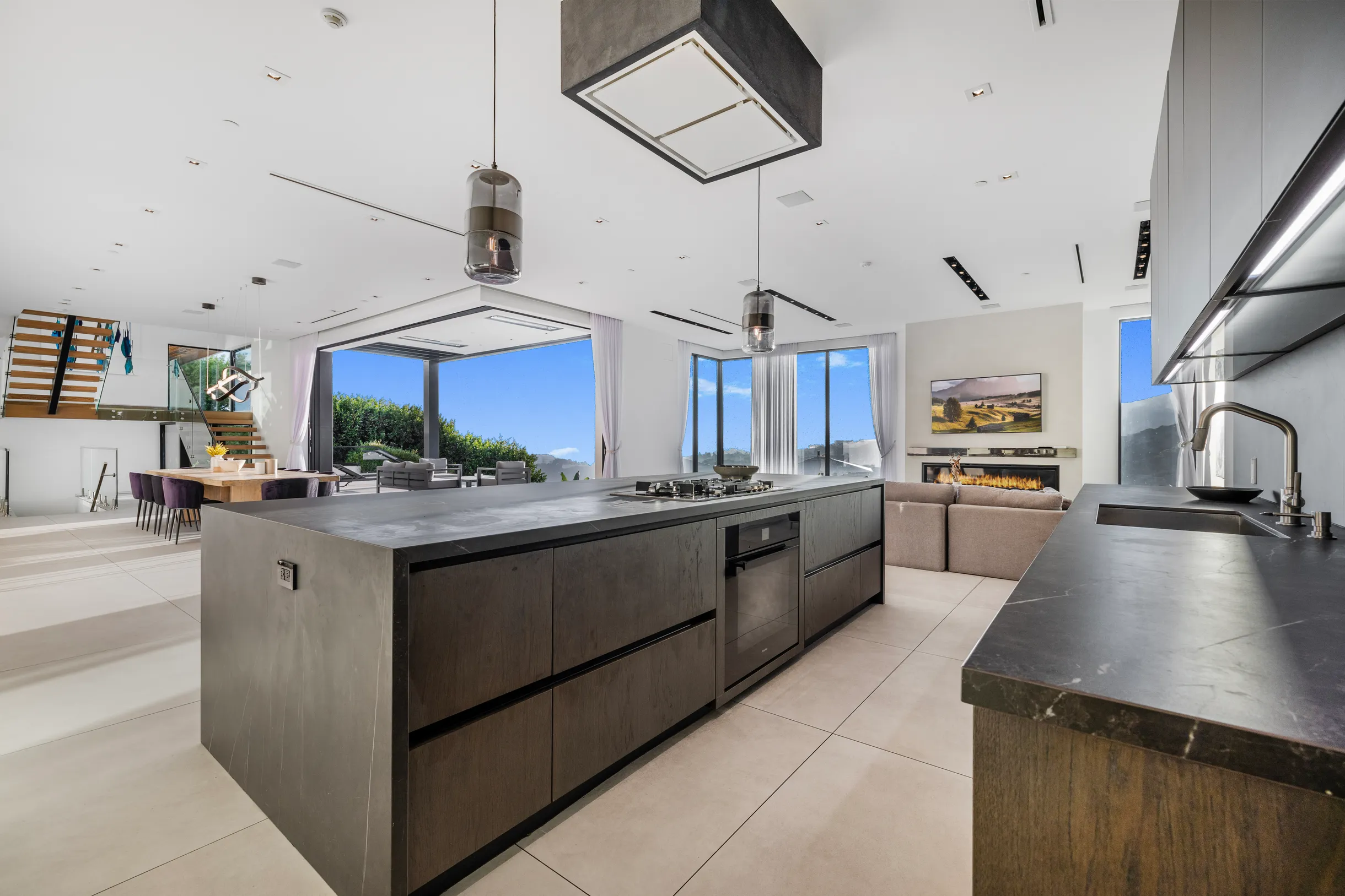 Wander Los Angeles Flora #57