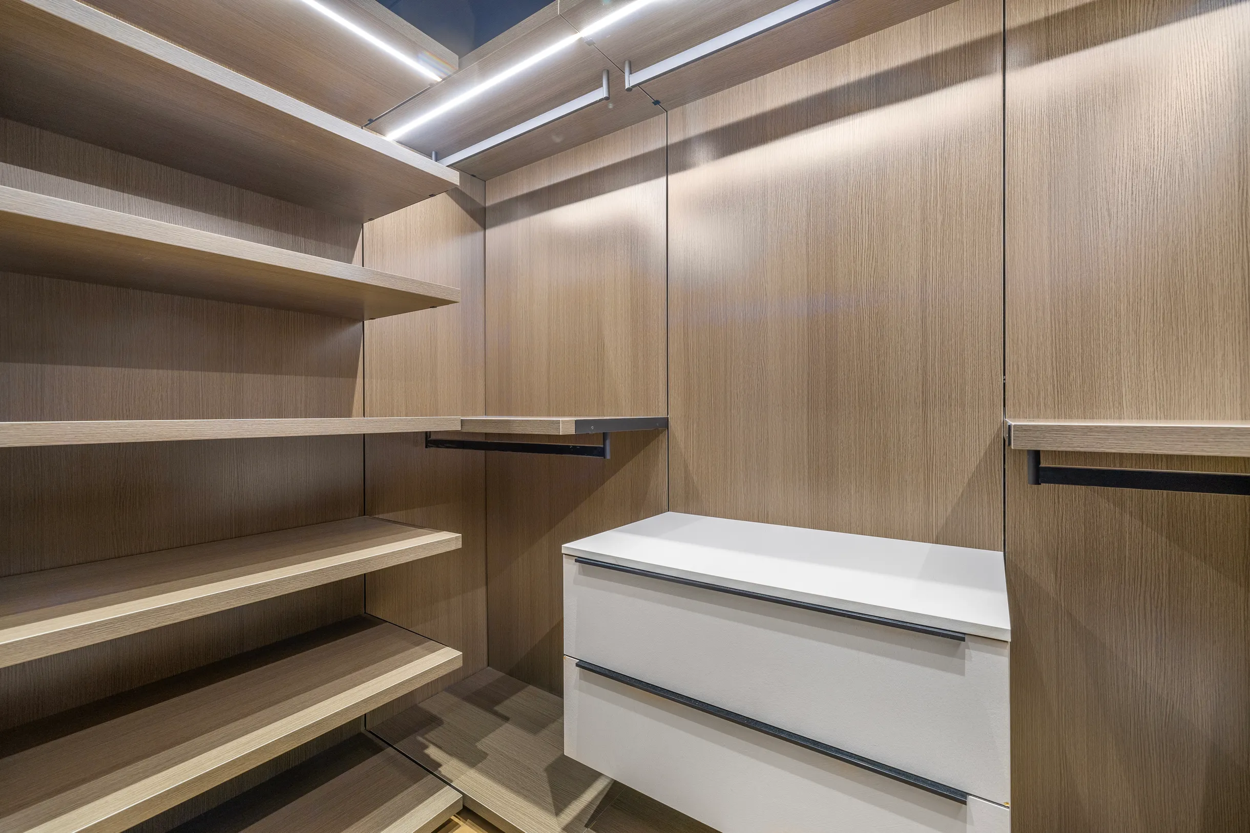 Wander Los Angeles Flora #42