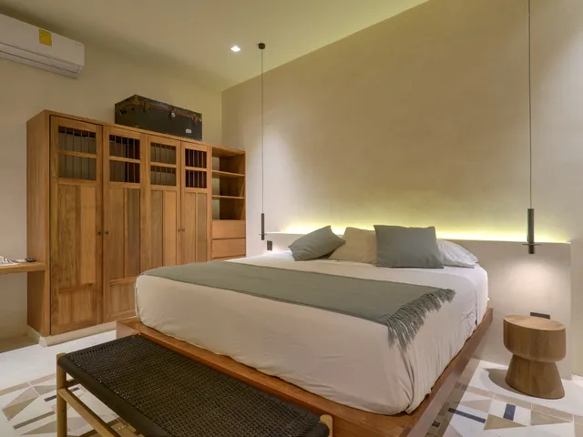 Bedroom 2 image 1