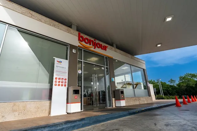 Bonjour Aeropuerto Romana